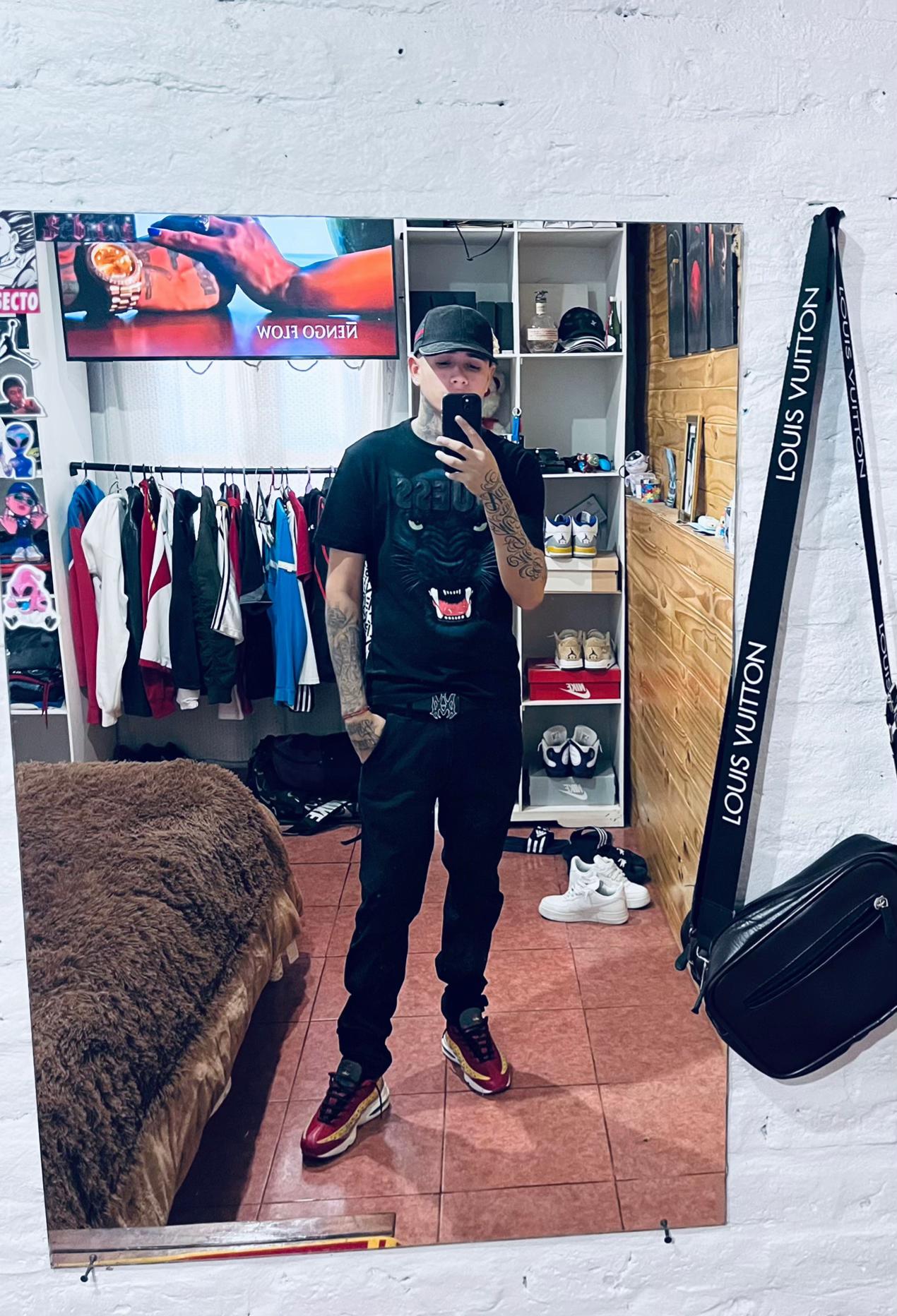 @$ebiche