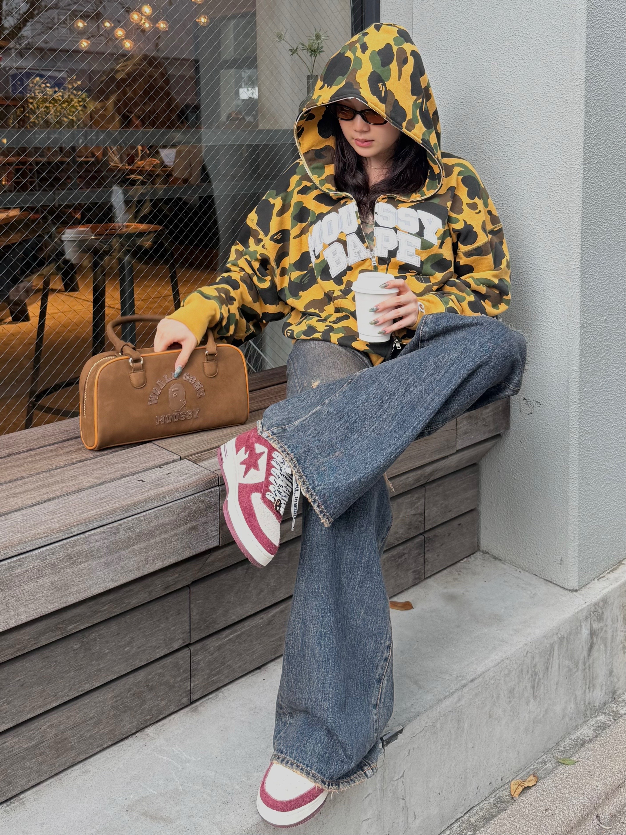 @MOUSSY