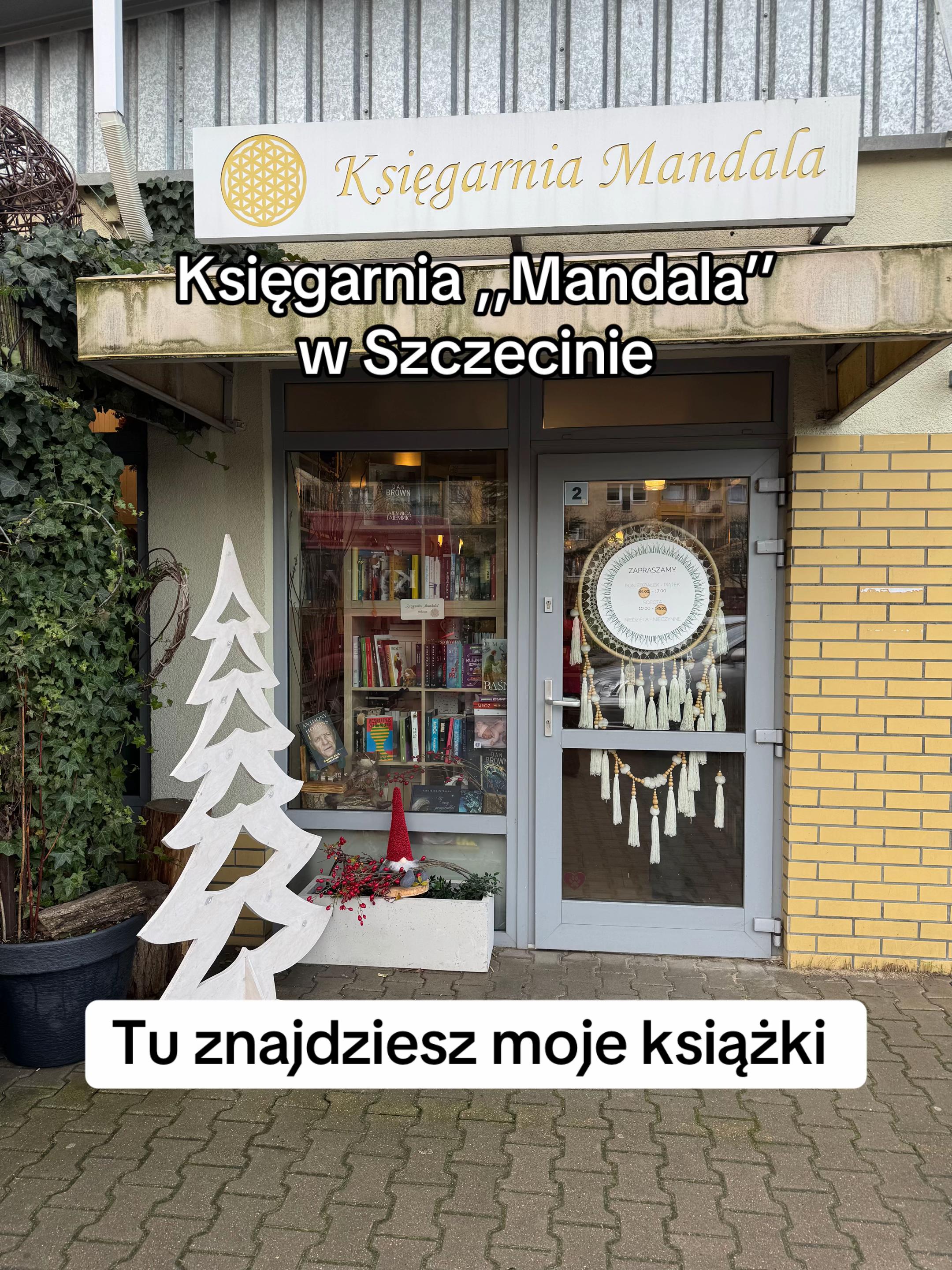 @Monika Marin