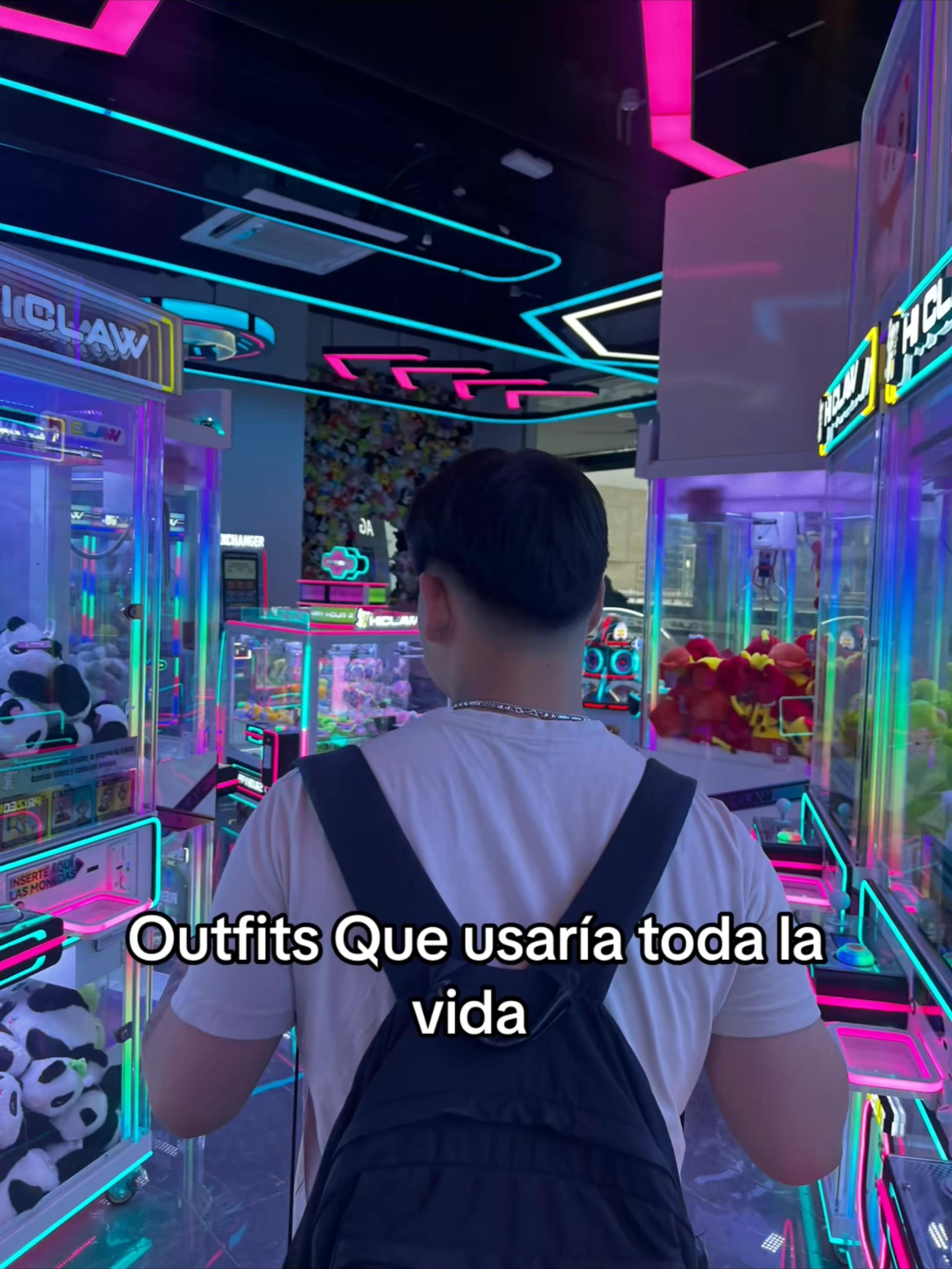 @🦦
