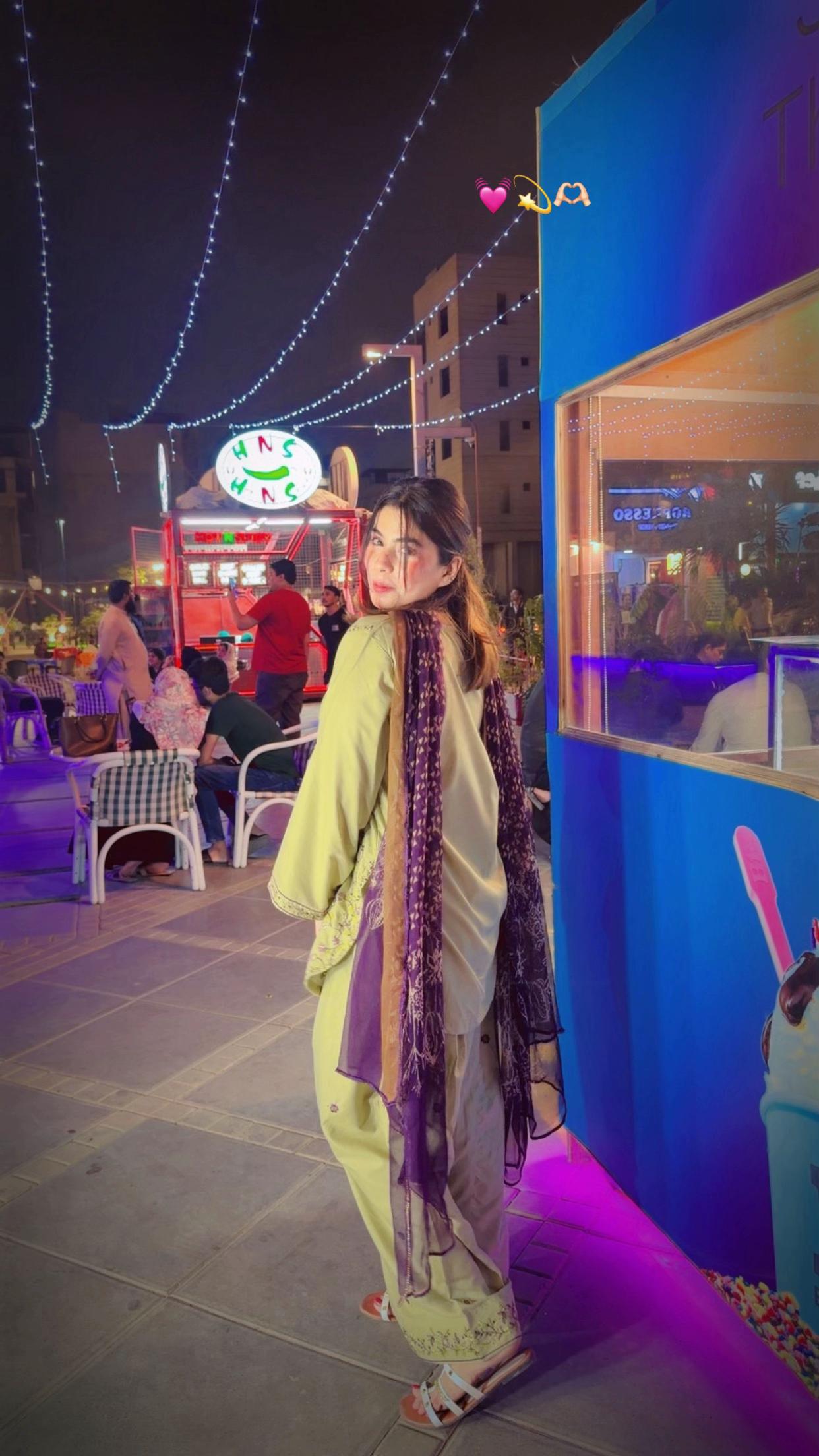 @Bhoomi 🥀💫