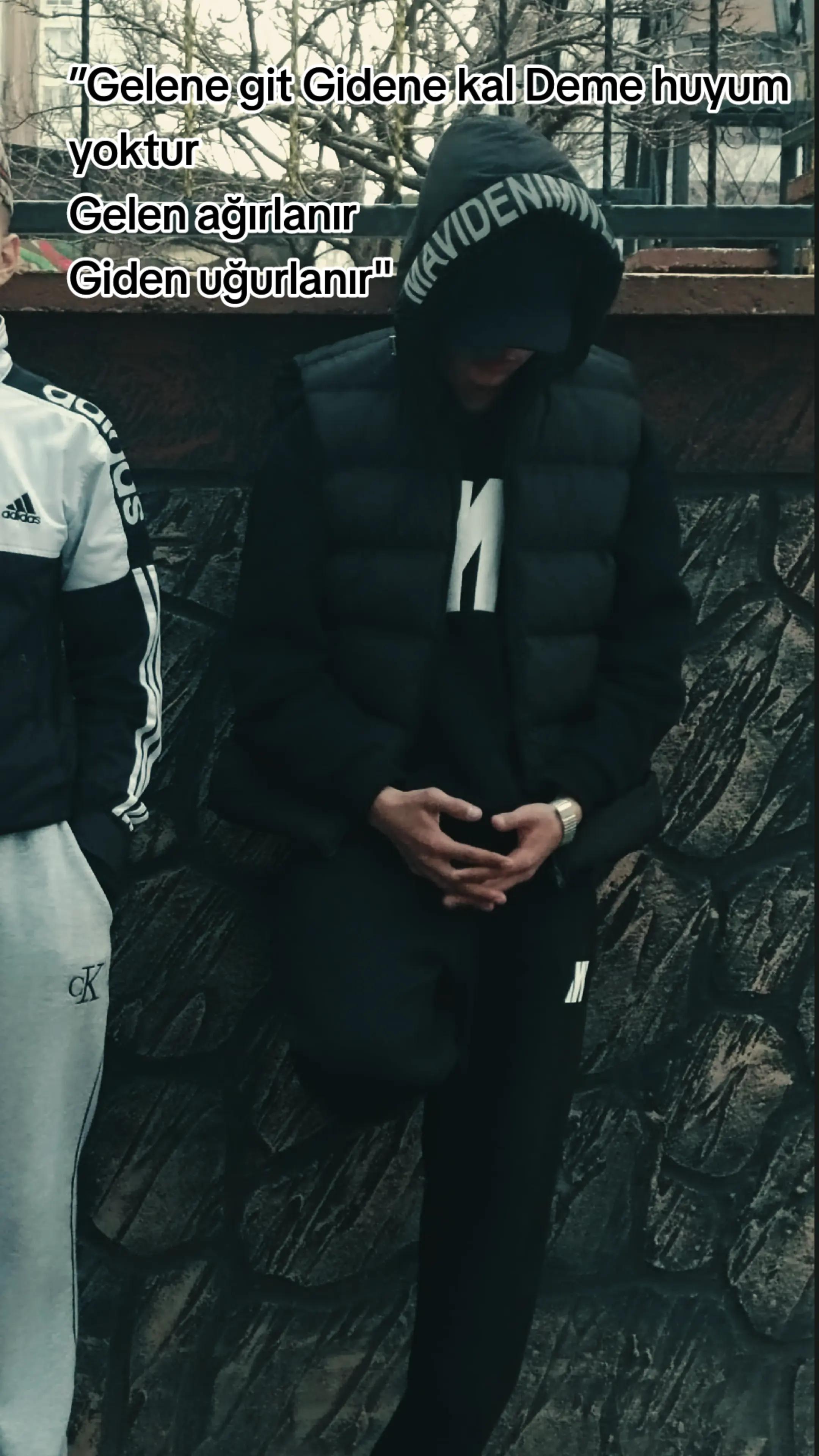 @𝕰𝖗𝖊𝖓🦅