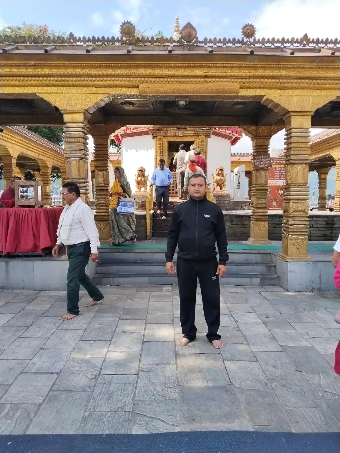 @Harikrishnabudhathoki