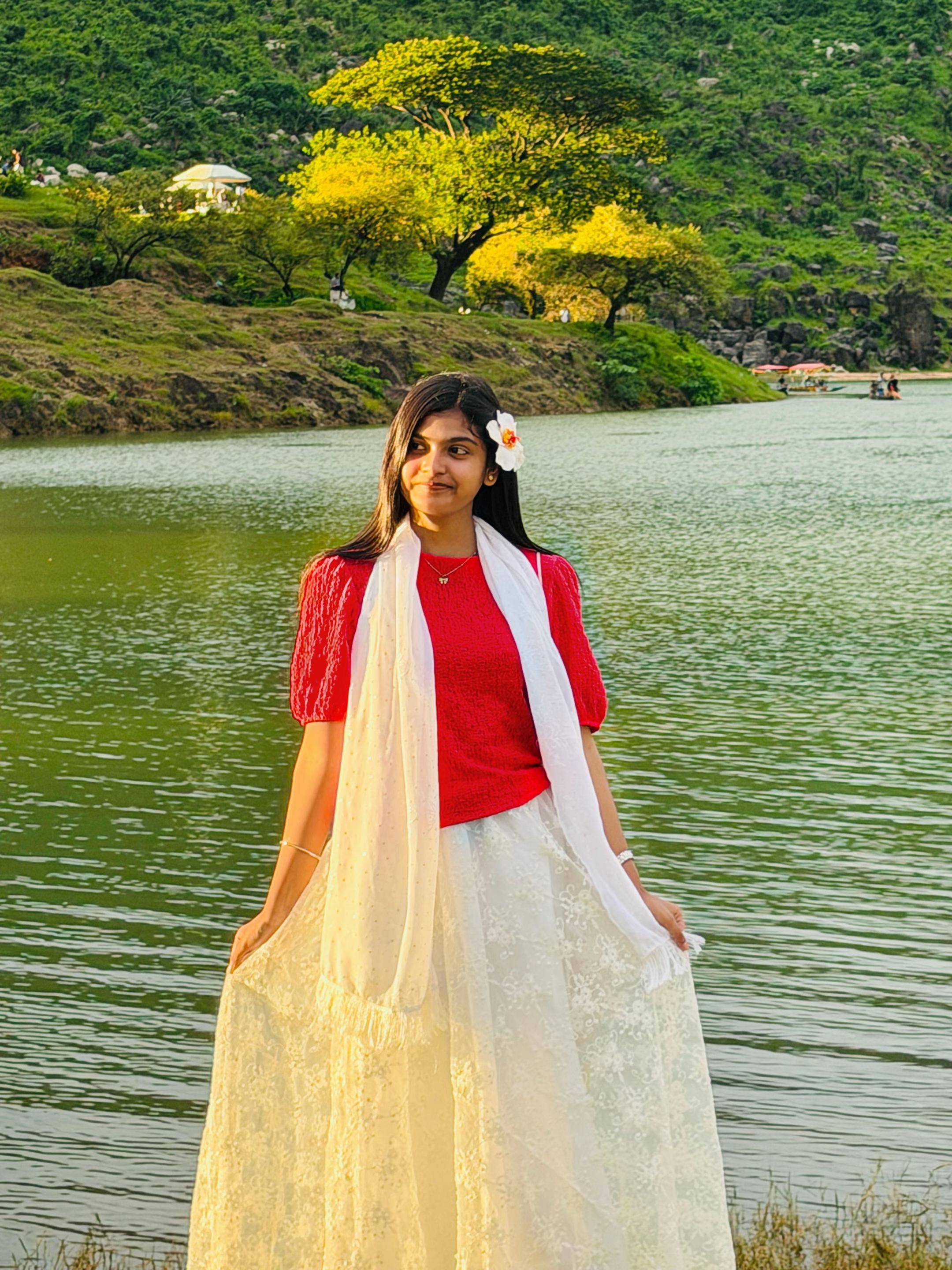 @Akhi Pakhi