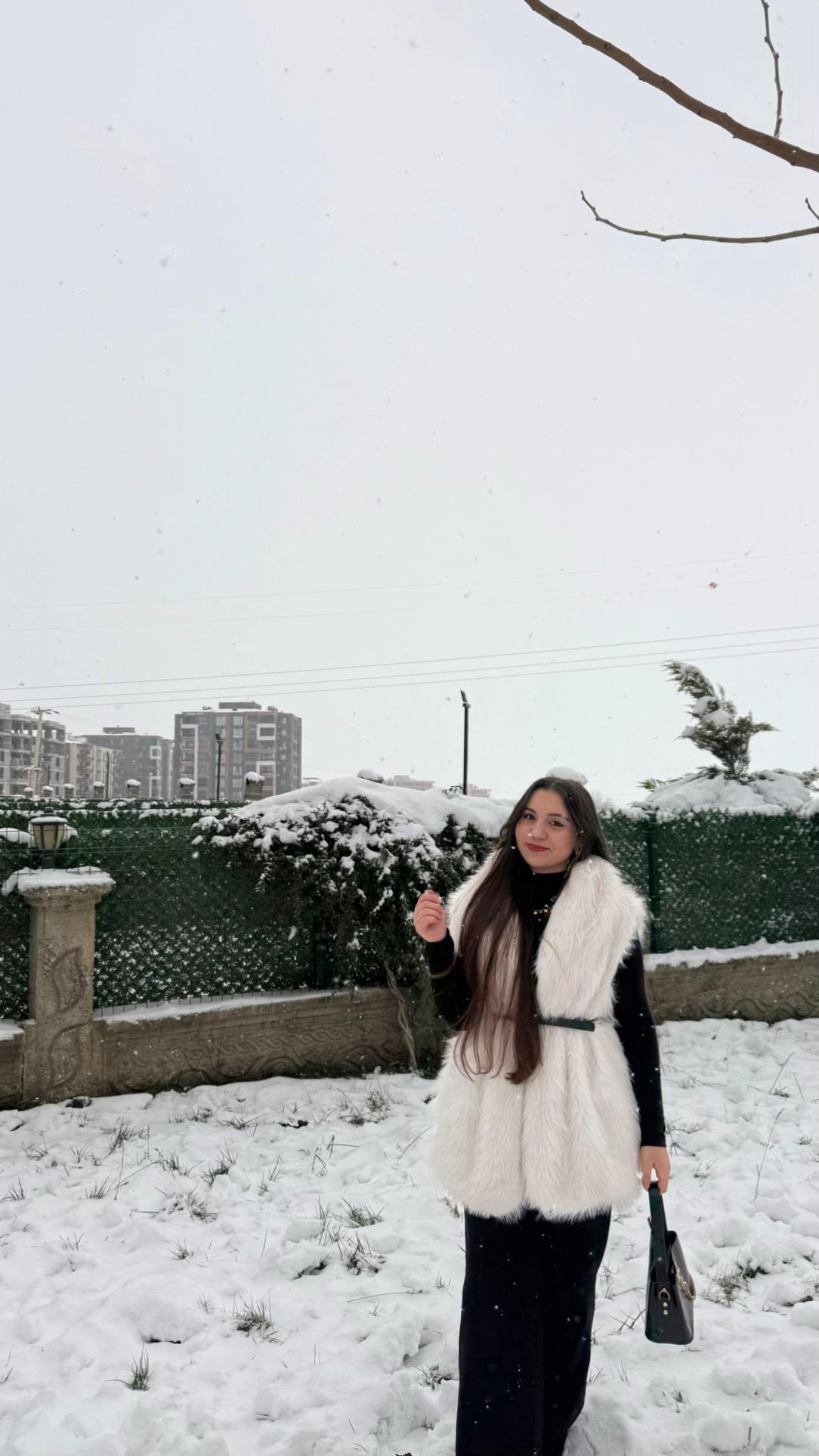 @𝐄𝐝𝐚𝐧𝐮𝐫 𝐄𝐤𝐢𝐧𝐜𝐢 ☀️