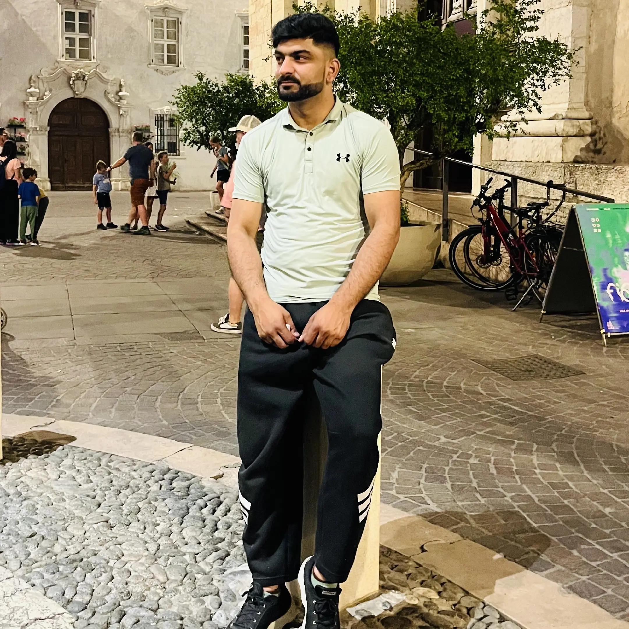 @hamza bamba🇮🇹