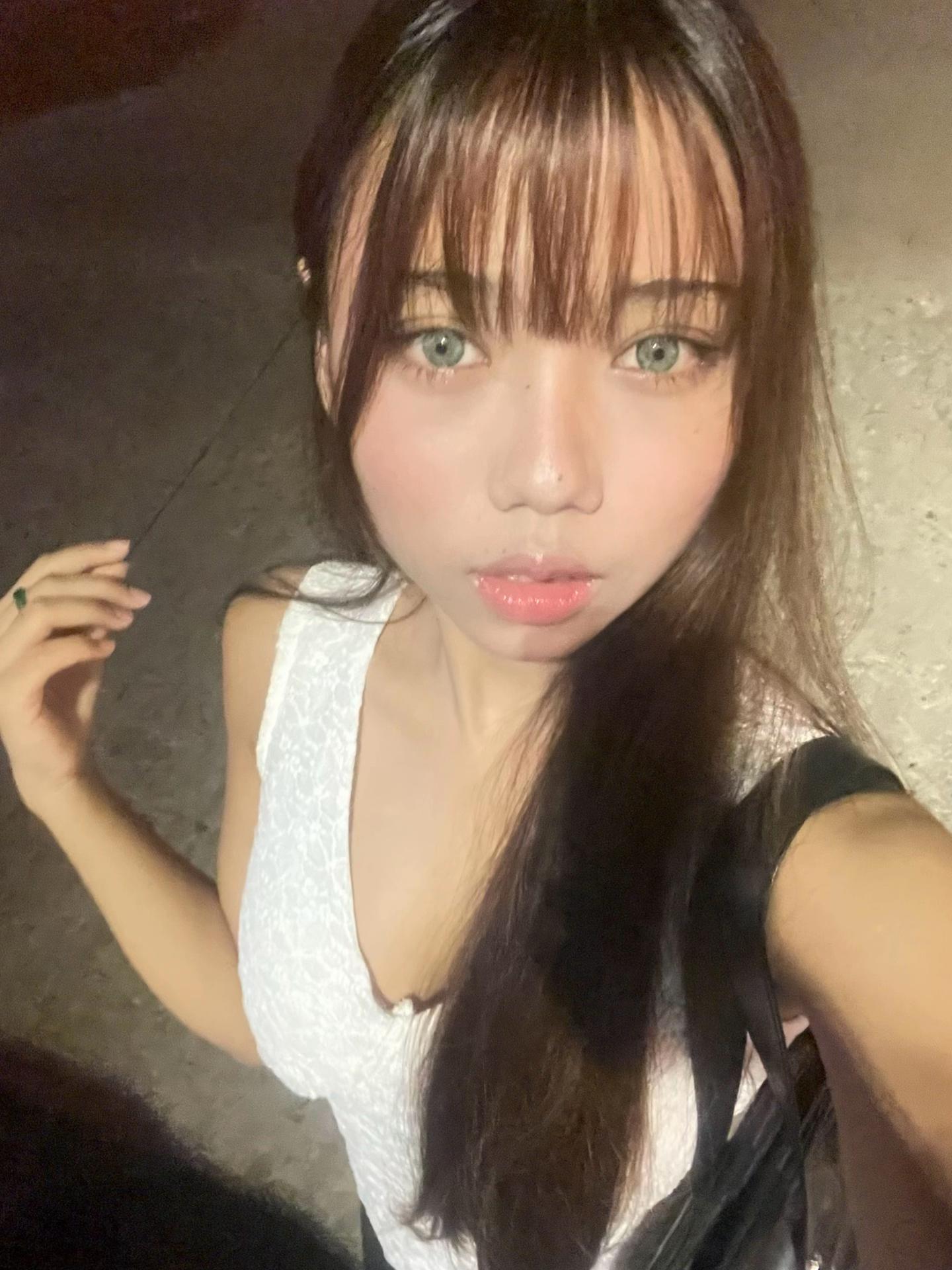 @herlastnameis_wai