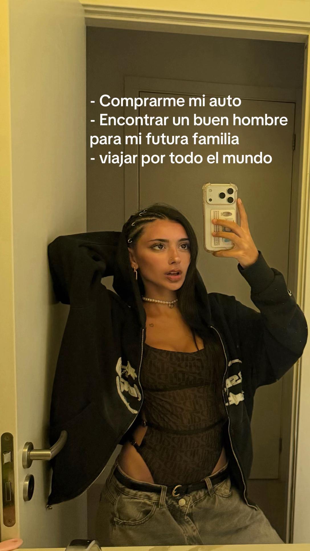 @hanni