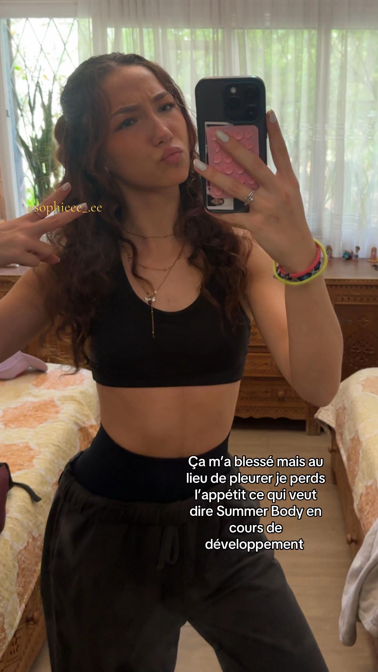 @sophieee_.ee