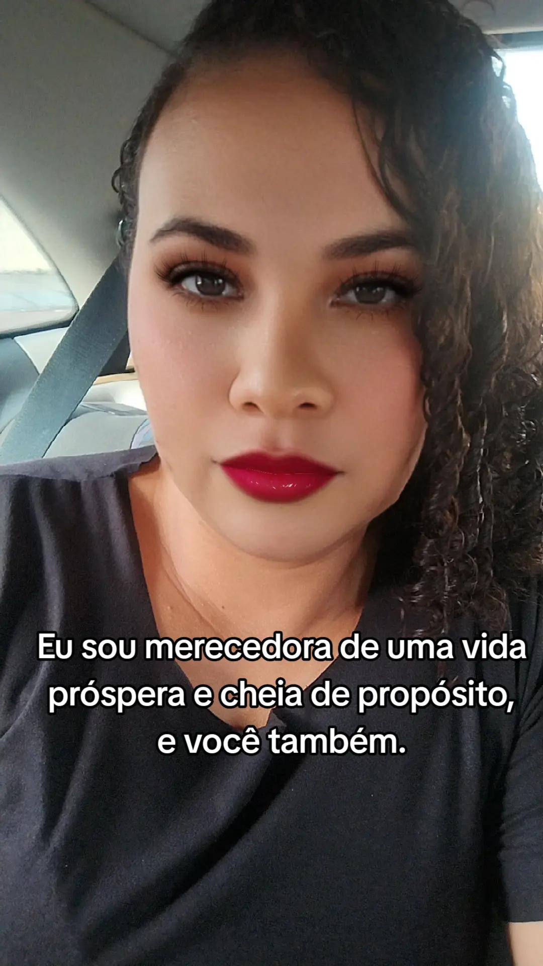 @Camila Alves