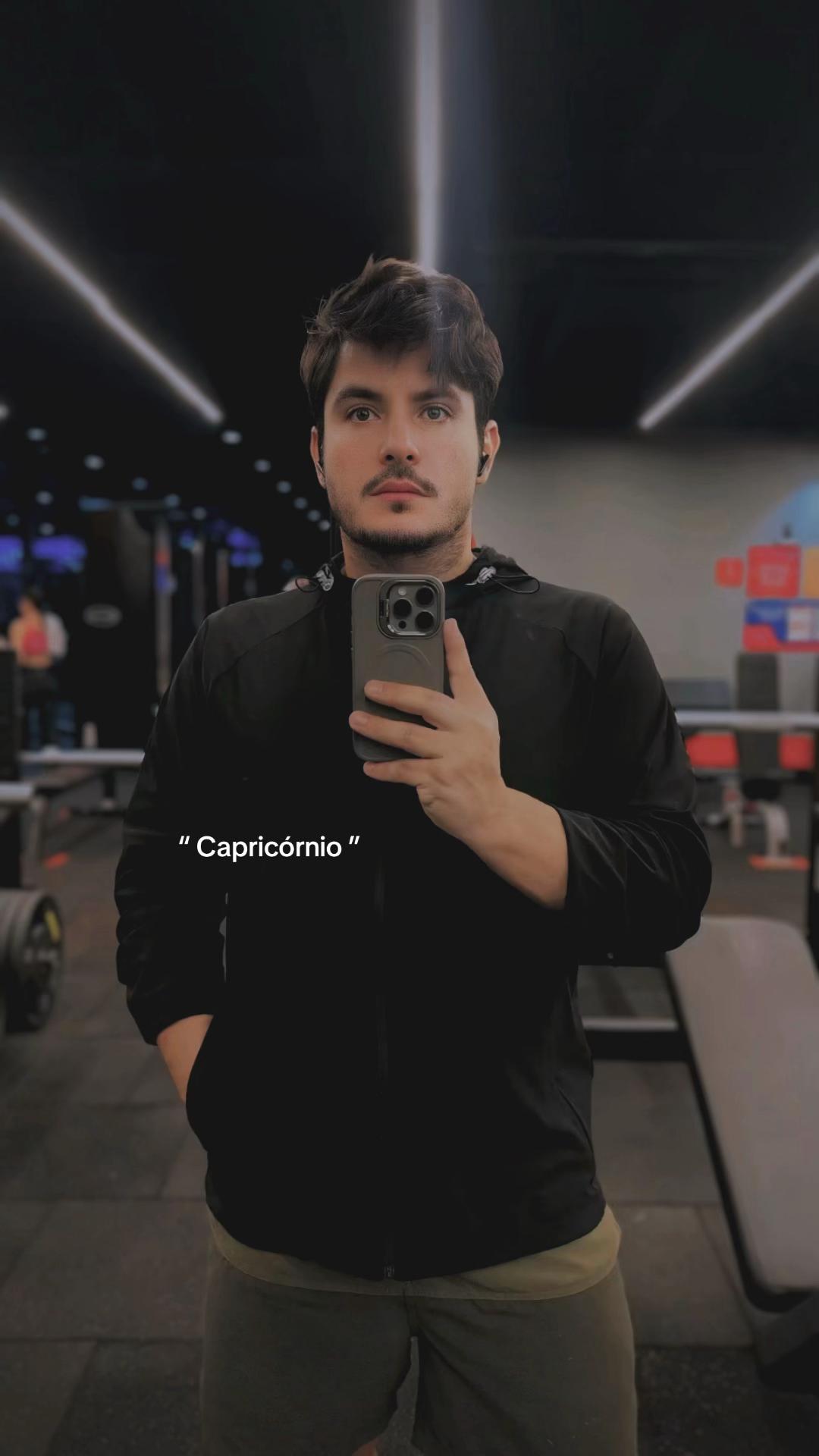 @flavinholira
