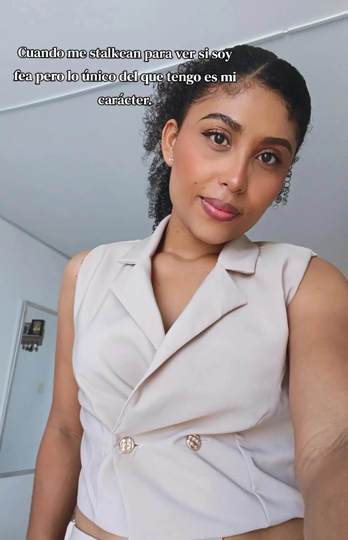 @Adriana Escobar Avila😎