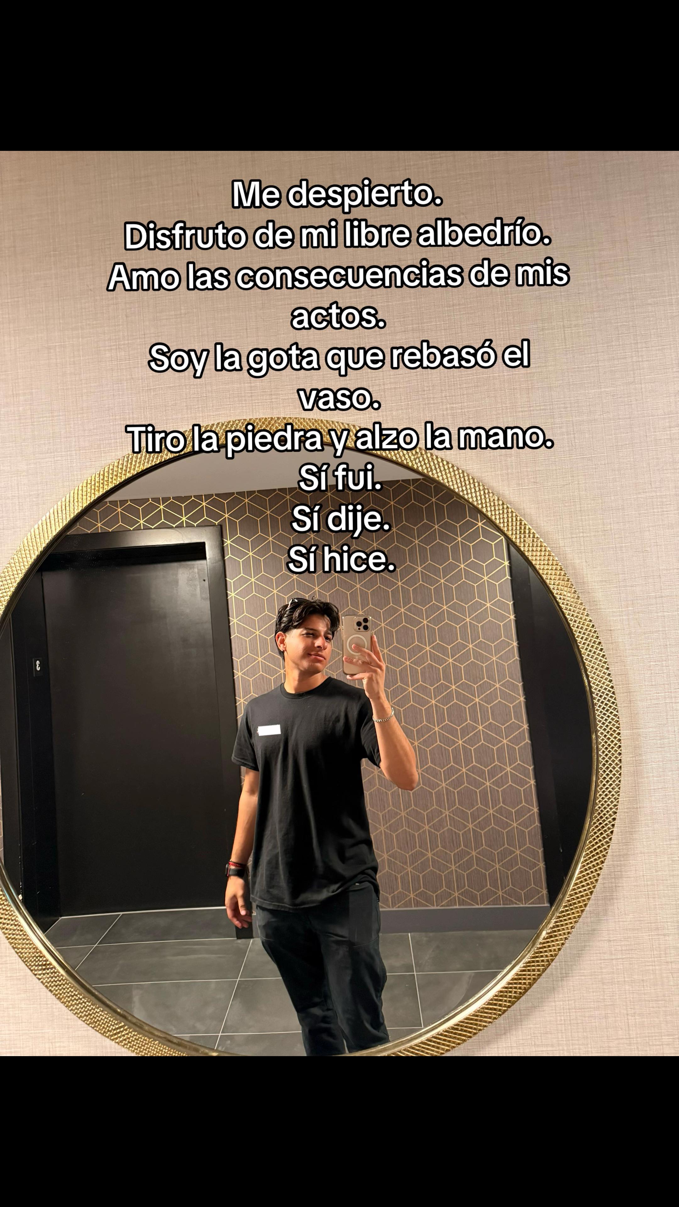 @S🦈