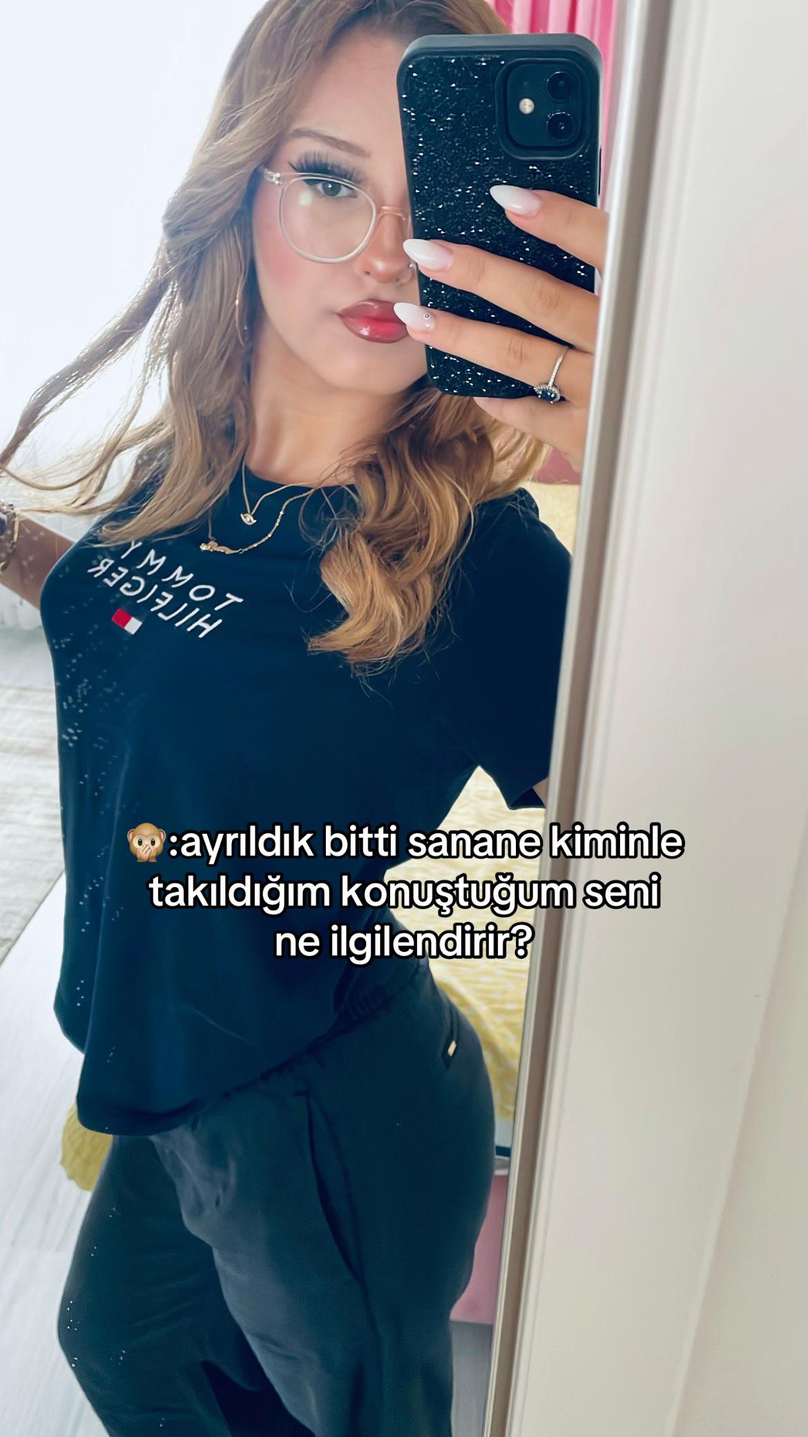 @𝑇𝑢𝑎𝑛𝑎