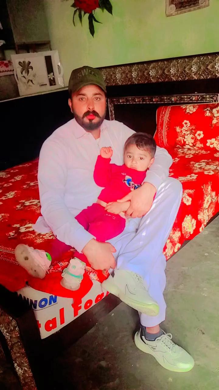 @LadlaBaloch313bv
