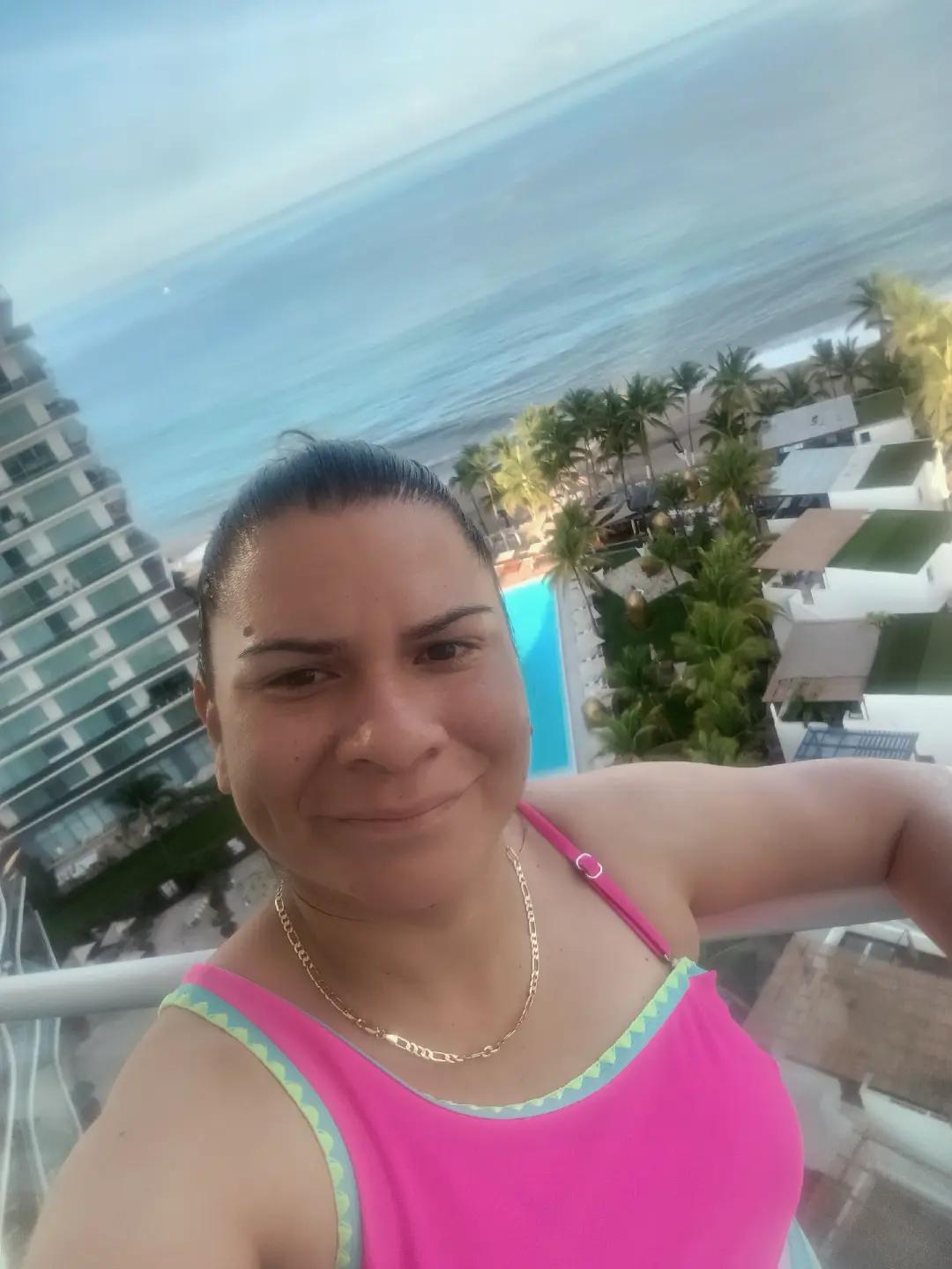 @vicky de Alejandra ❤️❤️🌹🌹