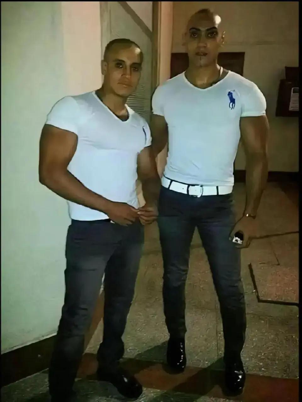 @𝕭𝖔𝖉𝖆👑