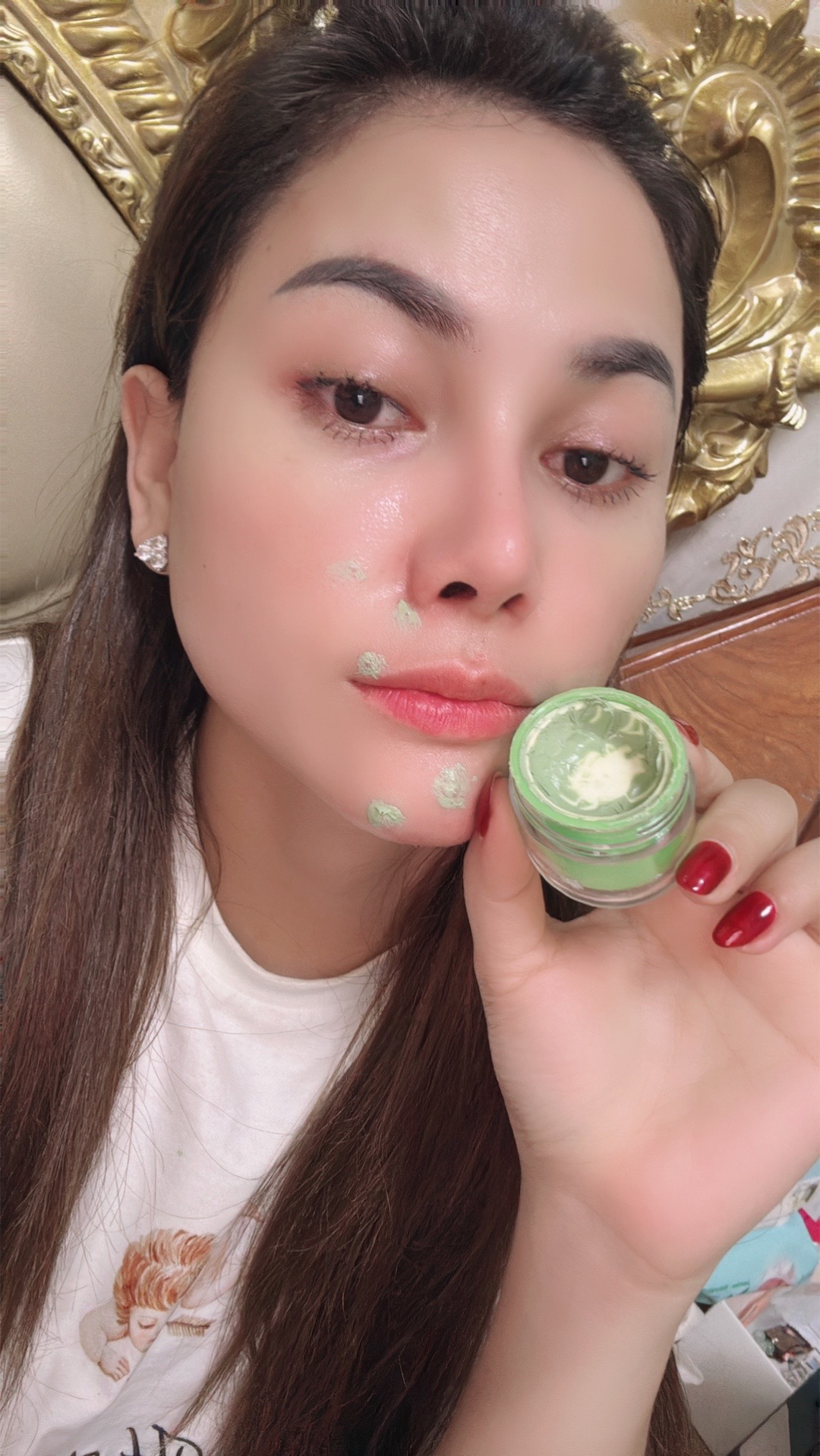 @សម្រស់ ធារ៉ា