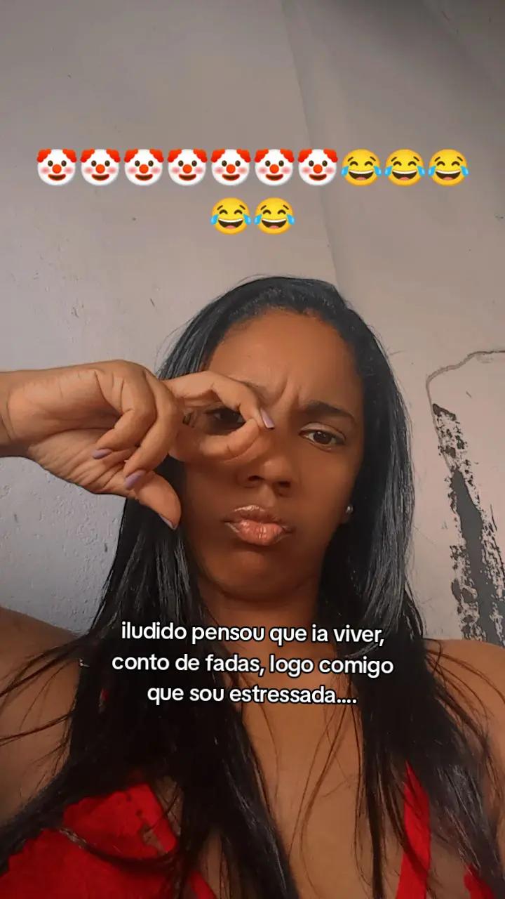 @scarlett_Estefane