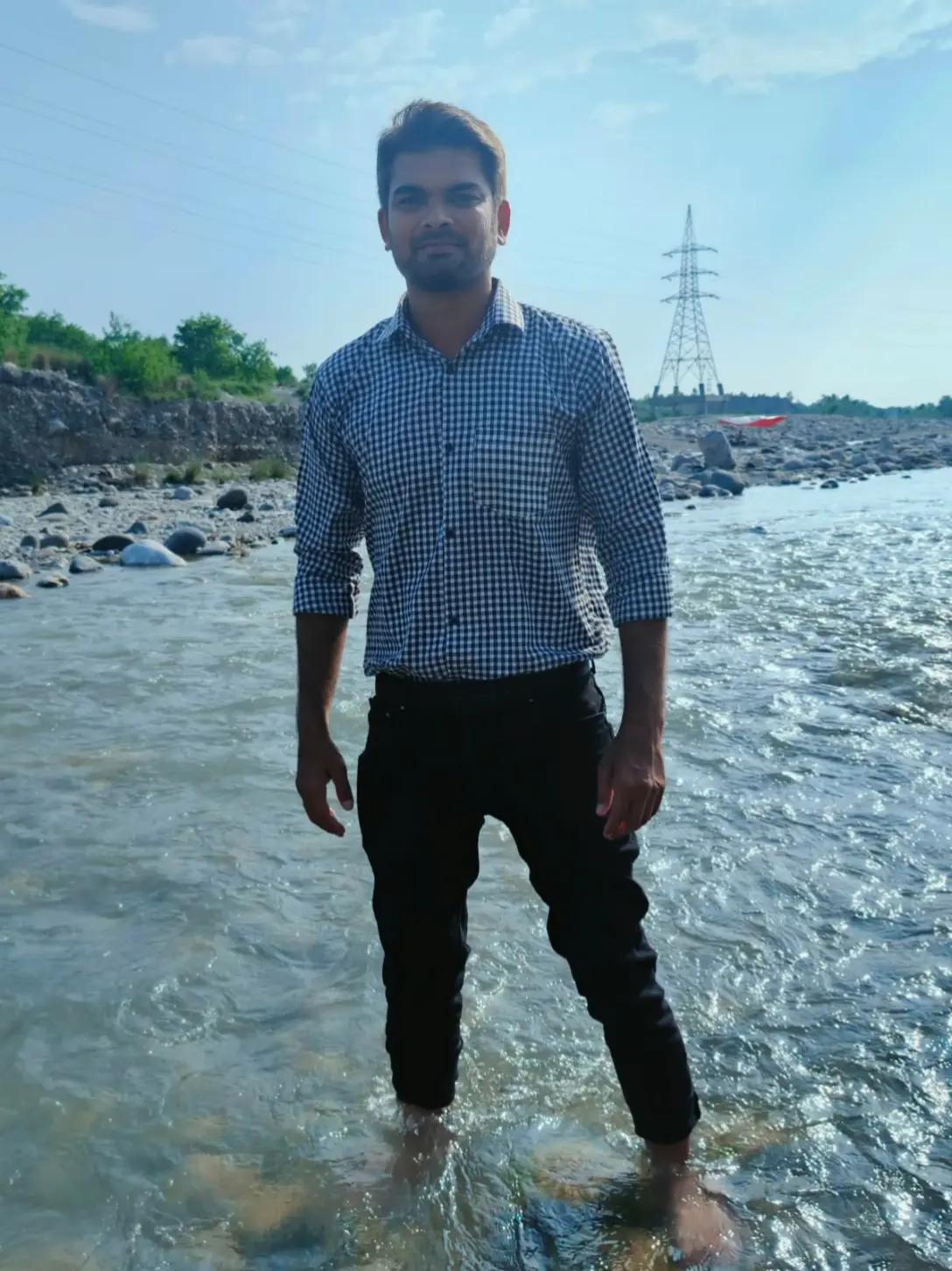 @Shabbi.Qureshi