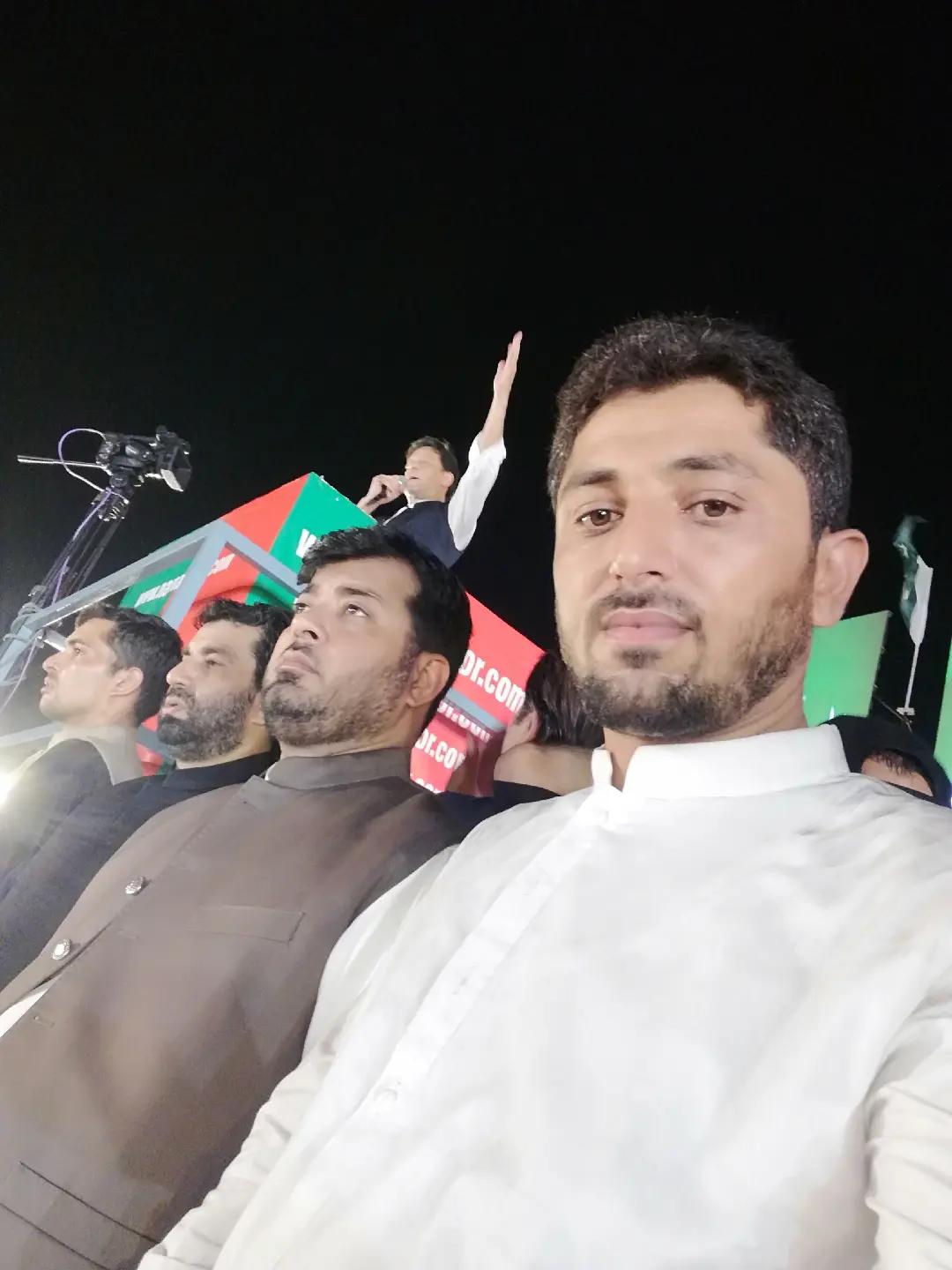 @zia ur rehman🍁