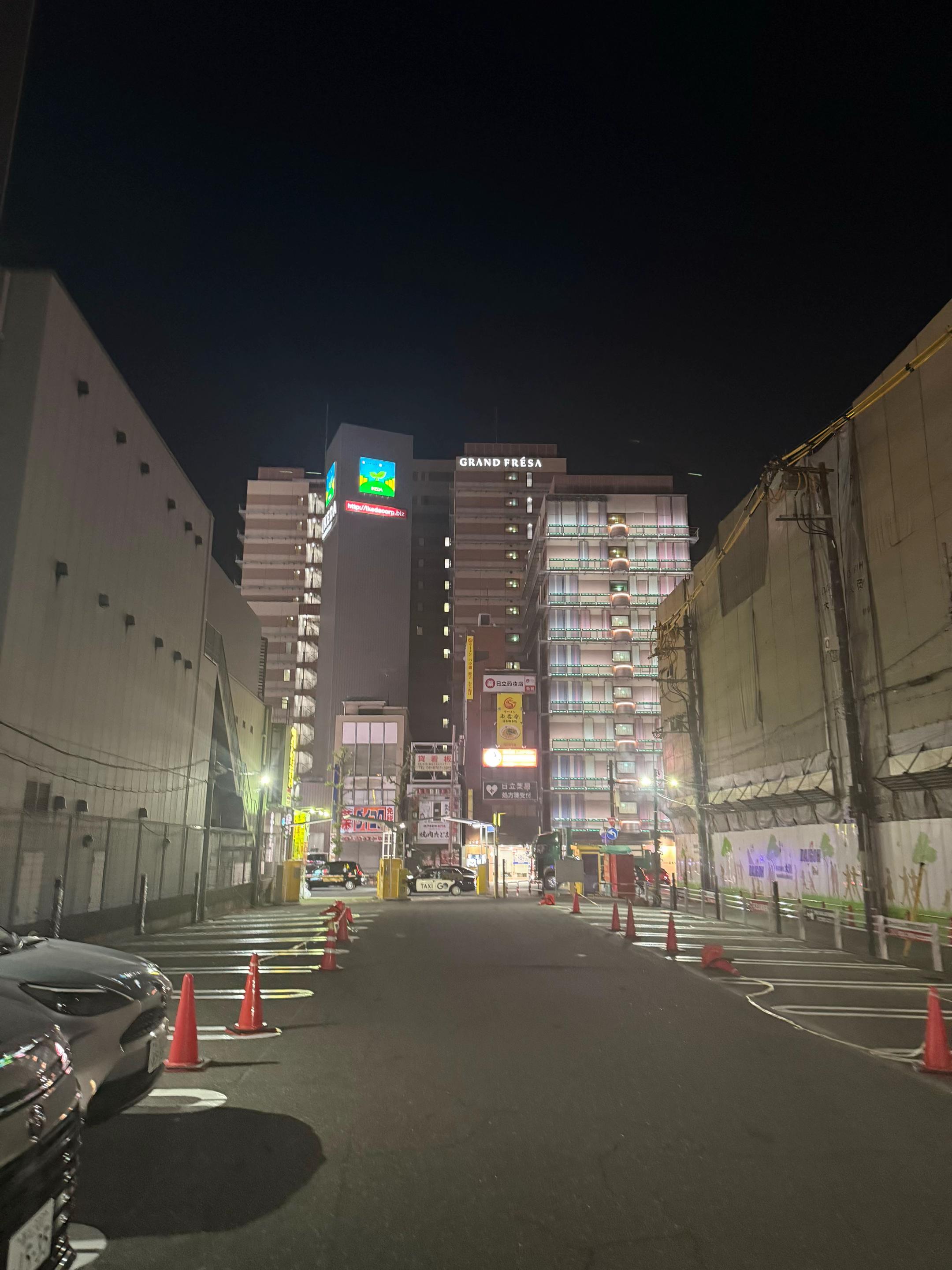 @๐๐ผ๐๐ธ๐พ๐