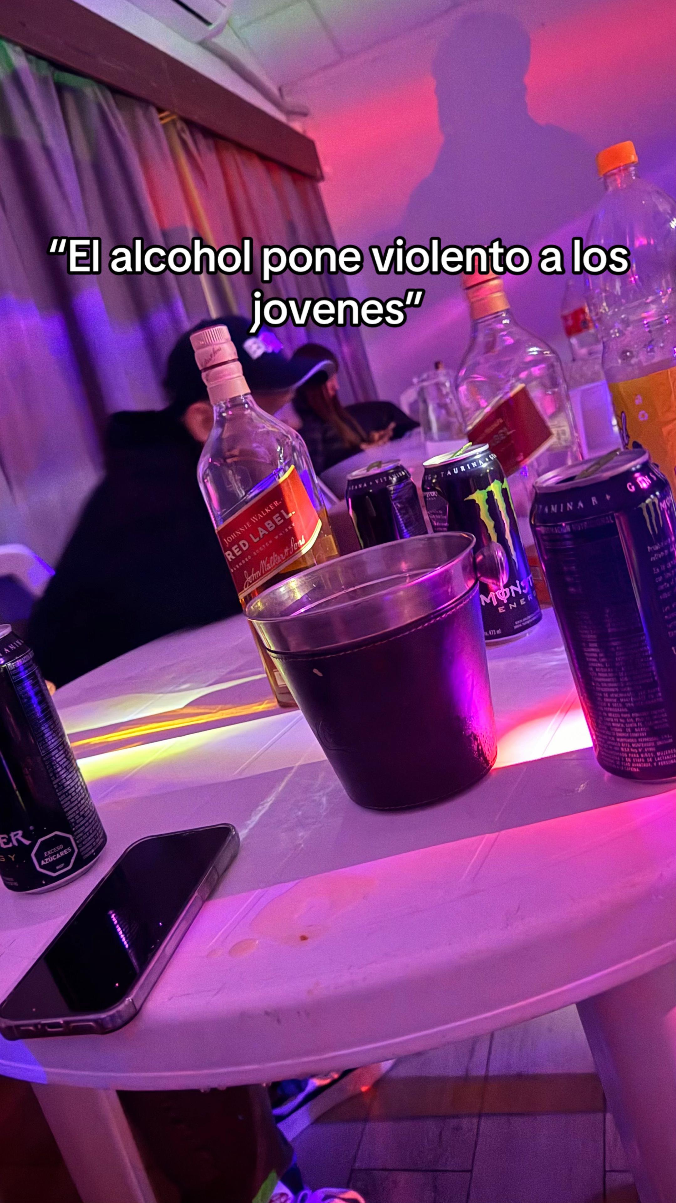 @ajaksjakjsmaartu