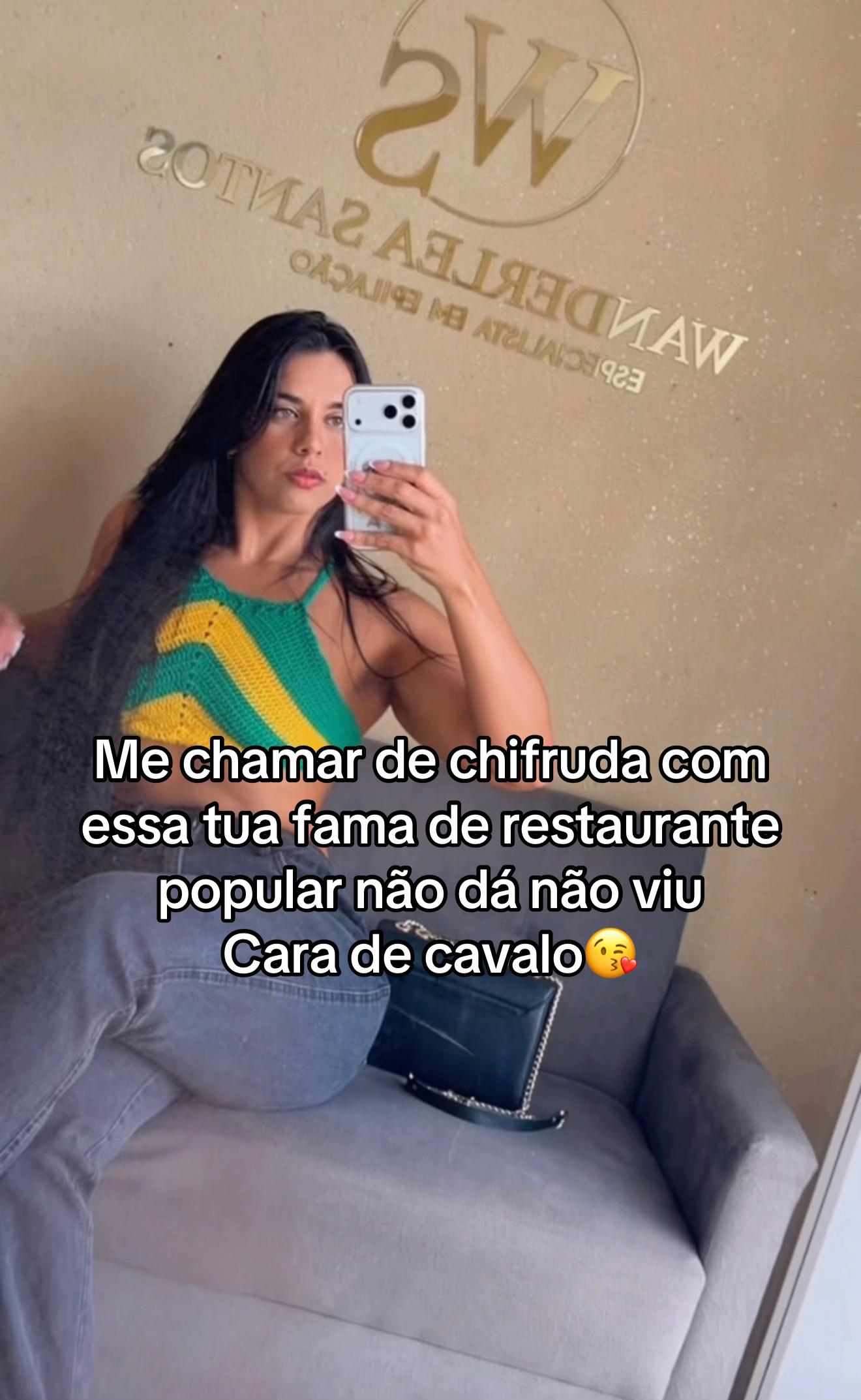 @Janaína