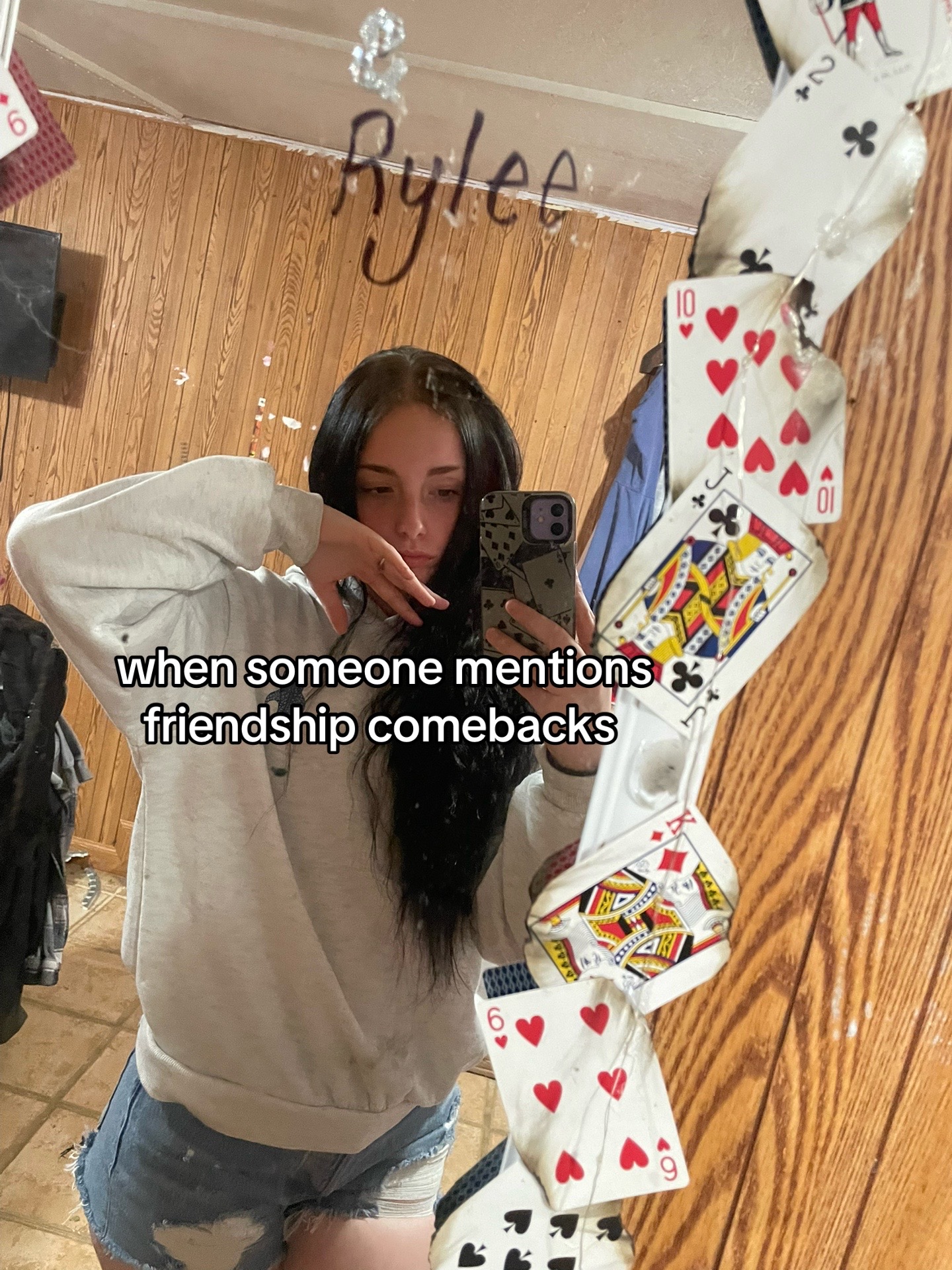 @Haleymc0