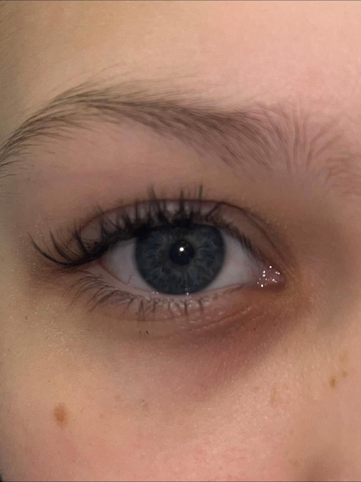 @palevaa_