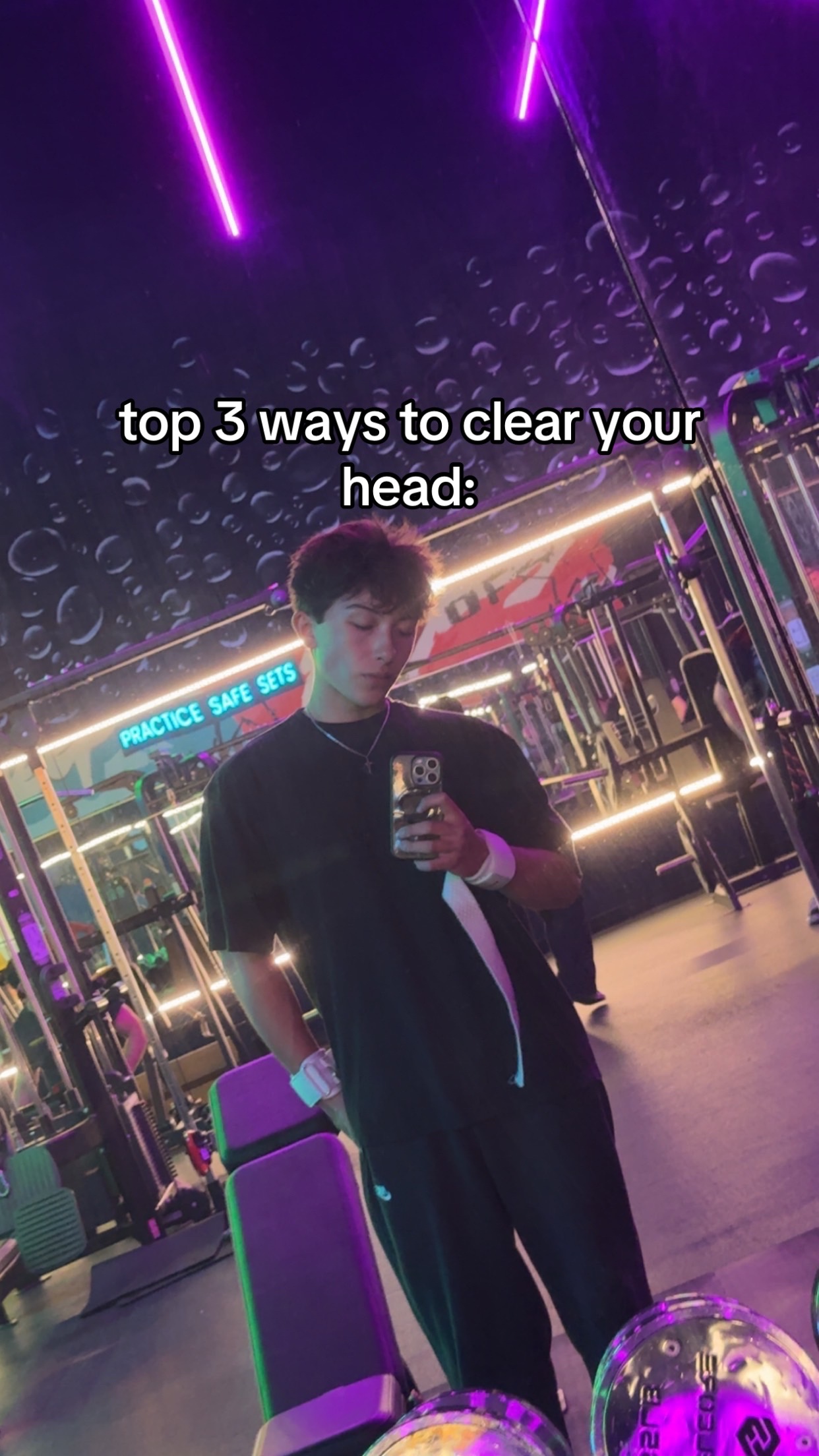 @lucas