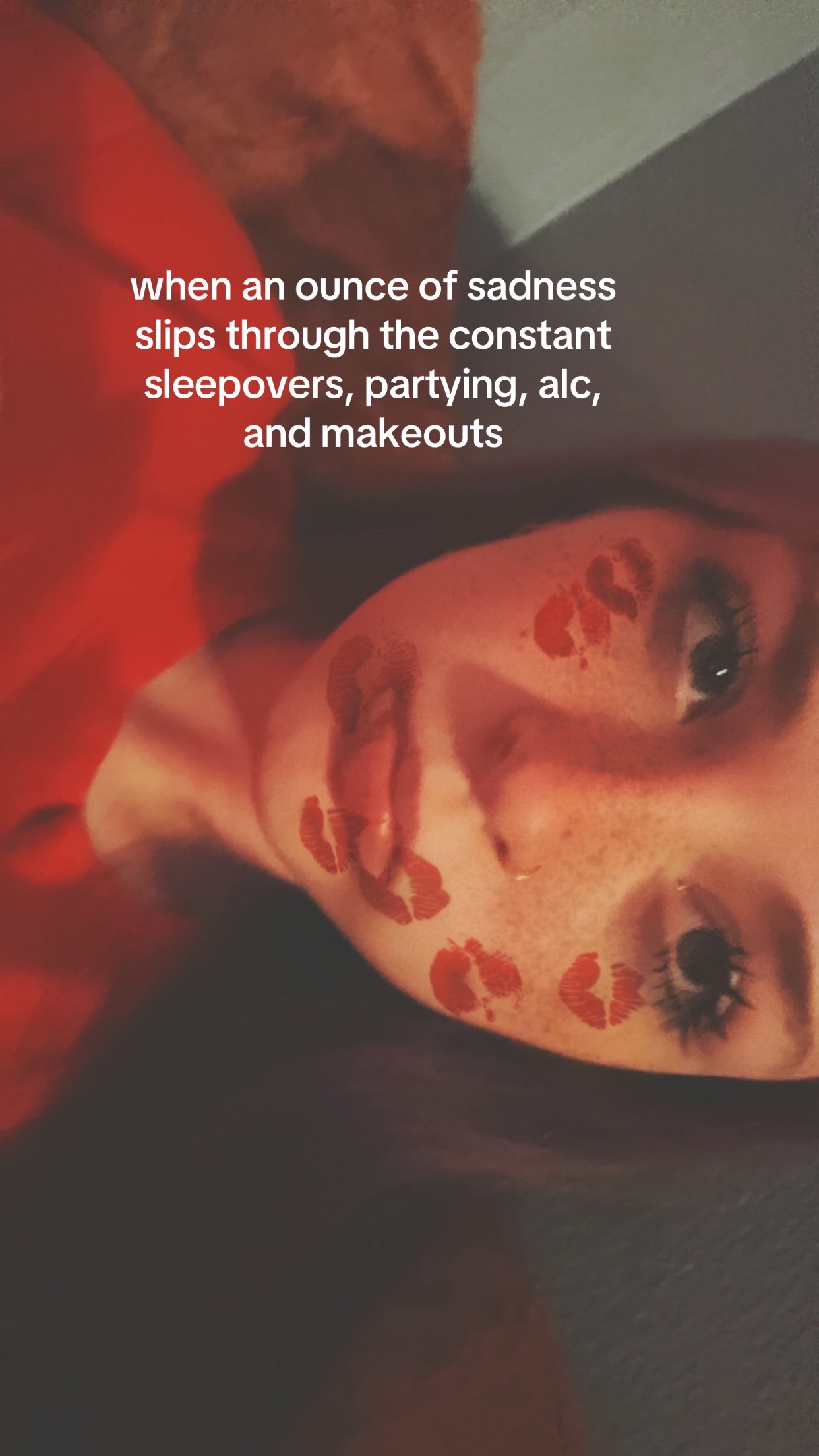 @Lyndsey Lou🦇