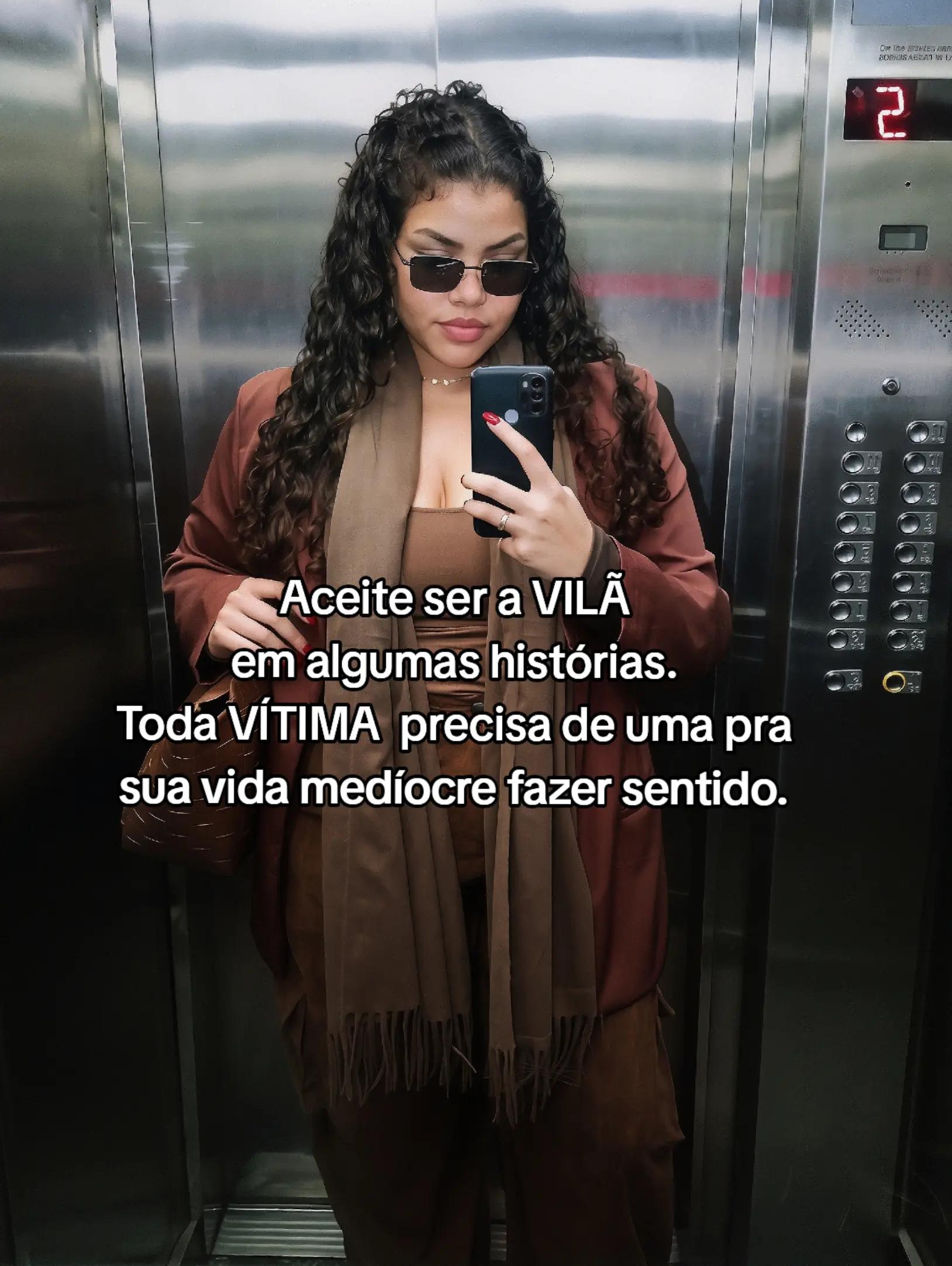 @Eve Ferraz