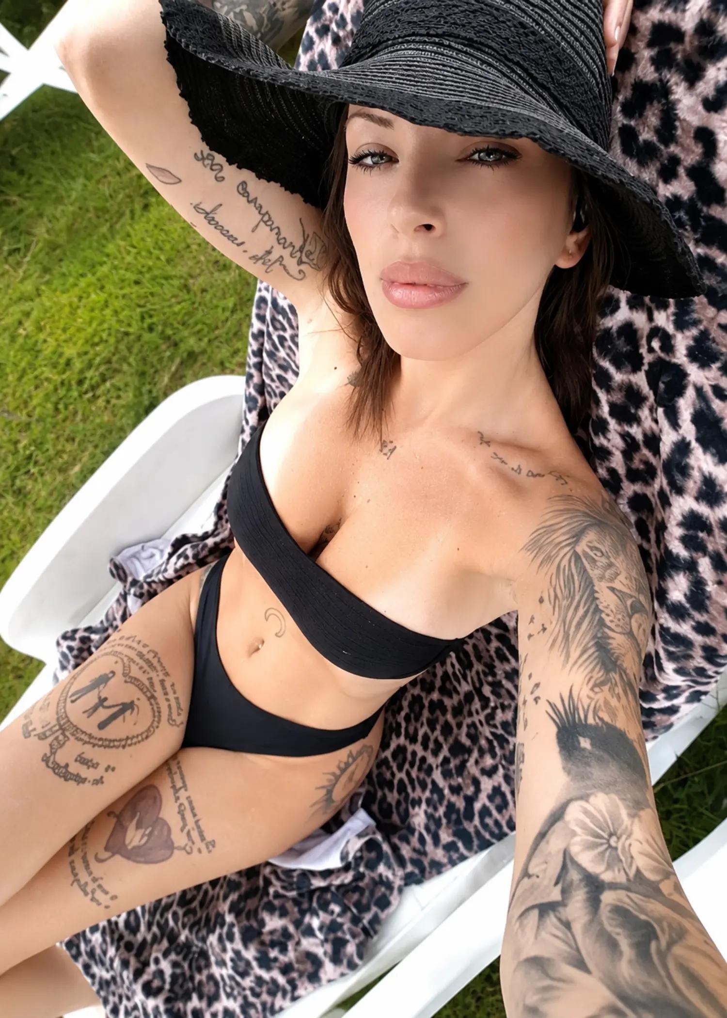 @⚜️❤🔥LA REGINA DI TIK TOK🌹🐿
