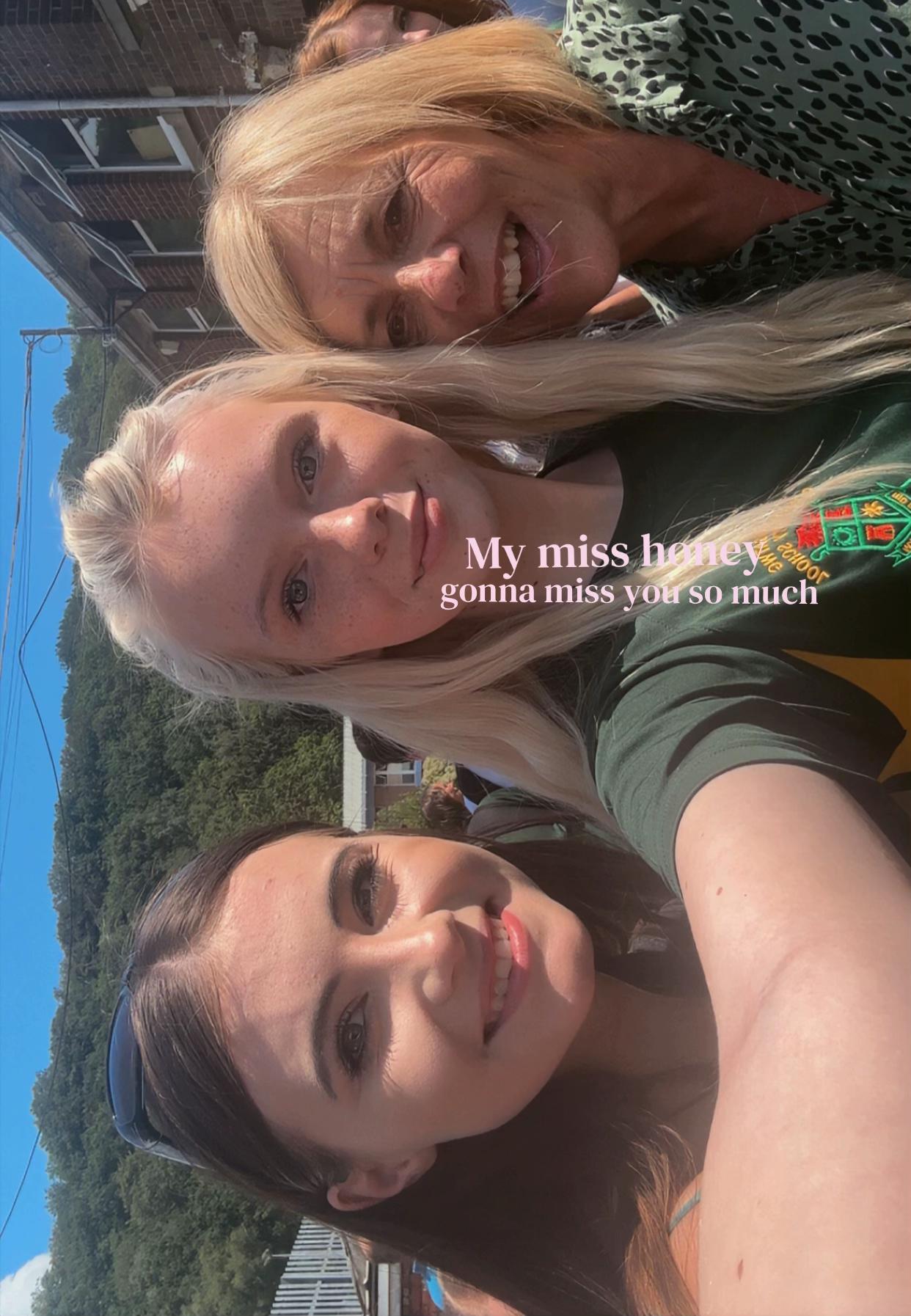 @𝐑𝐔𝐁𝐄𝐒𝐆𝐑𝐖𝐌🪩🌺