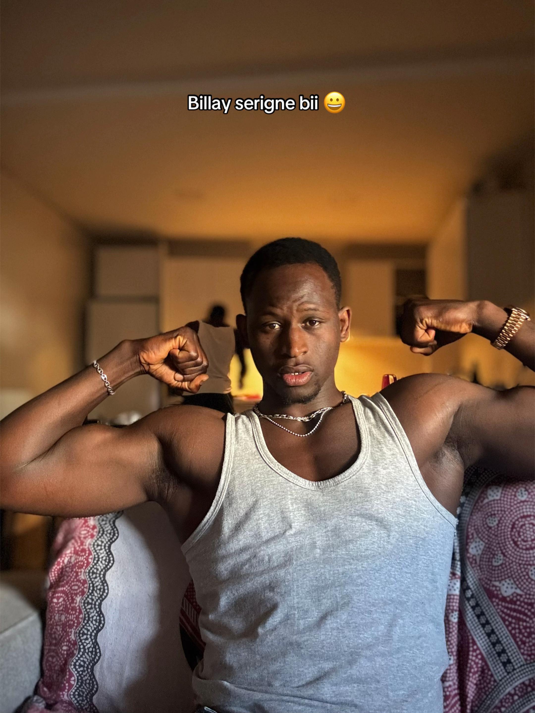 @ele_❤🇸🇳