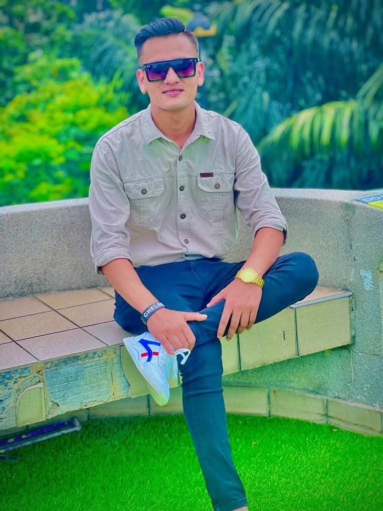 @Aniket singh😘