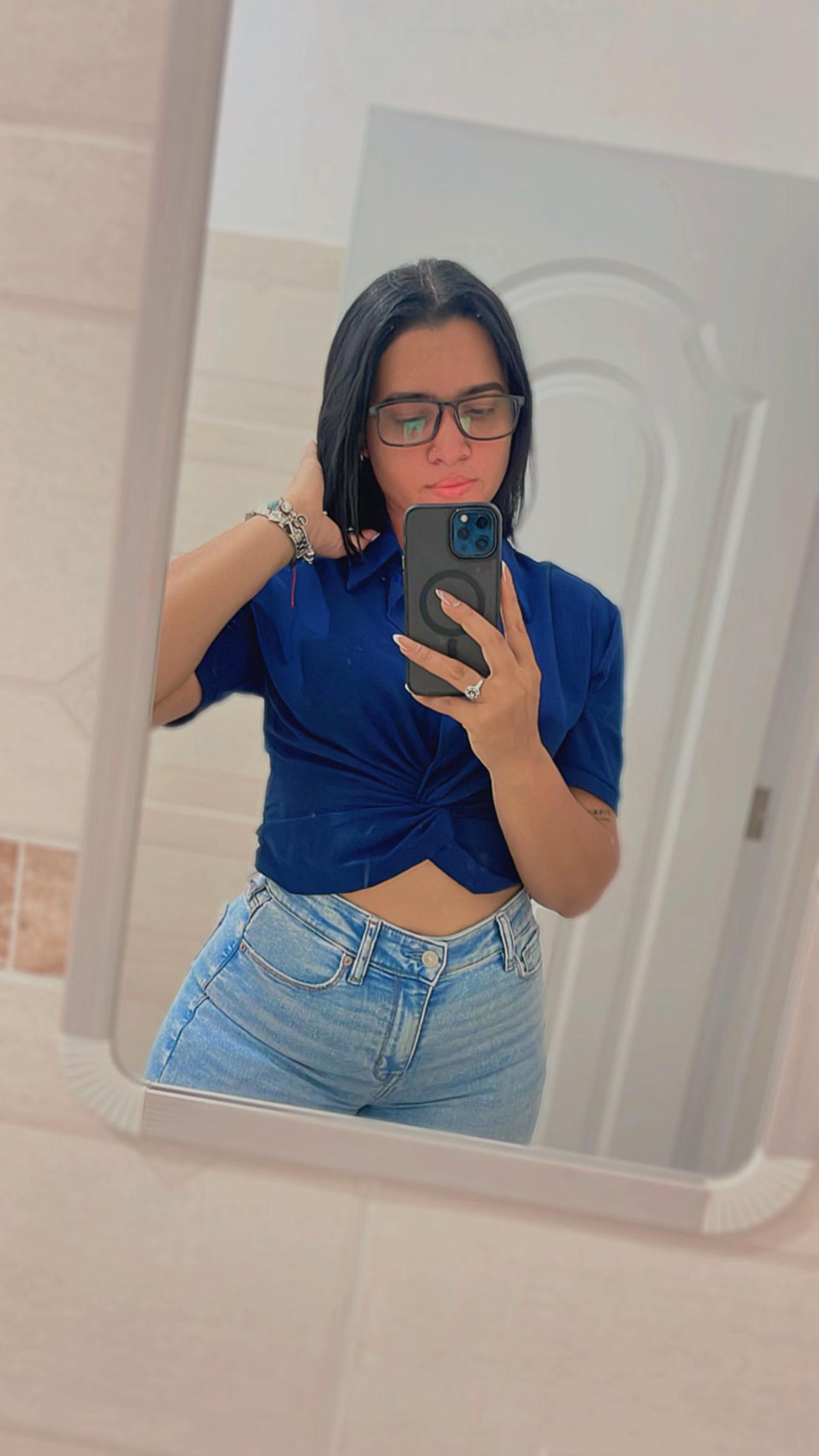 @Emely🍒