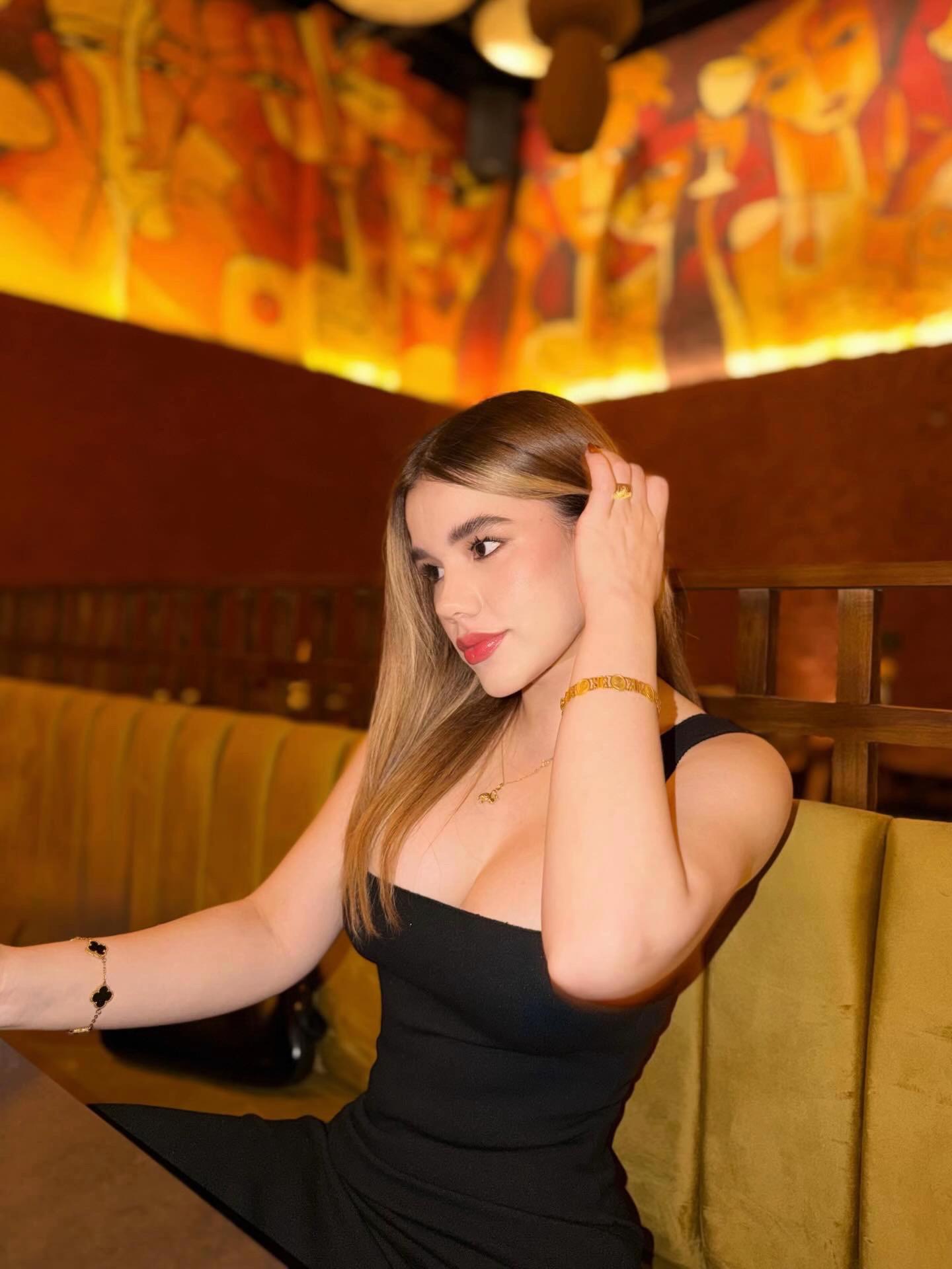 @Anahí