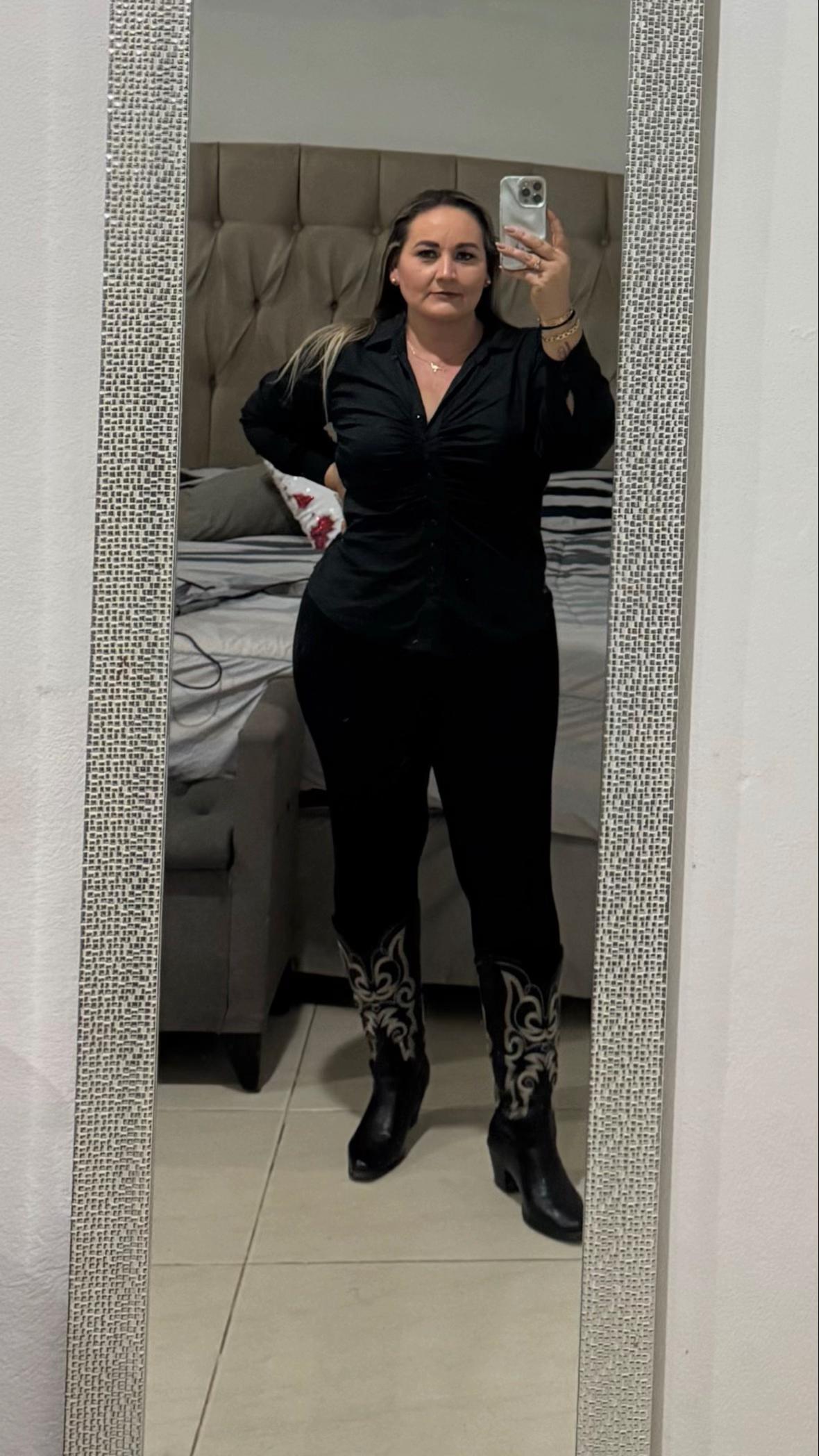 @Karina Coronado