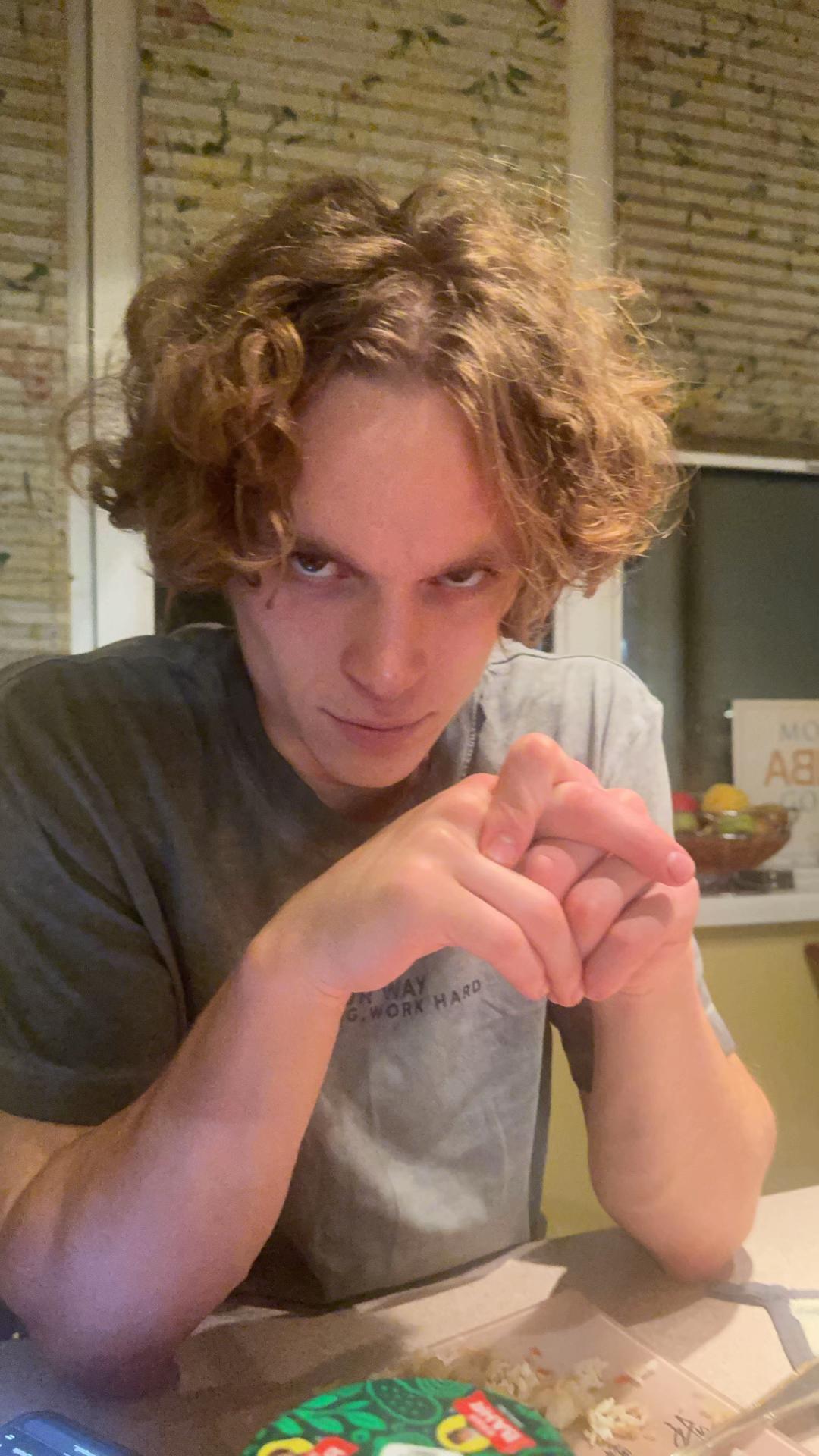 @b0n6ny