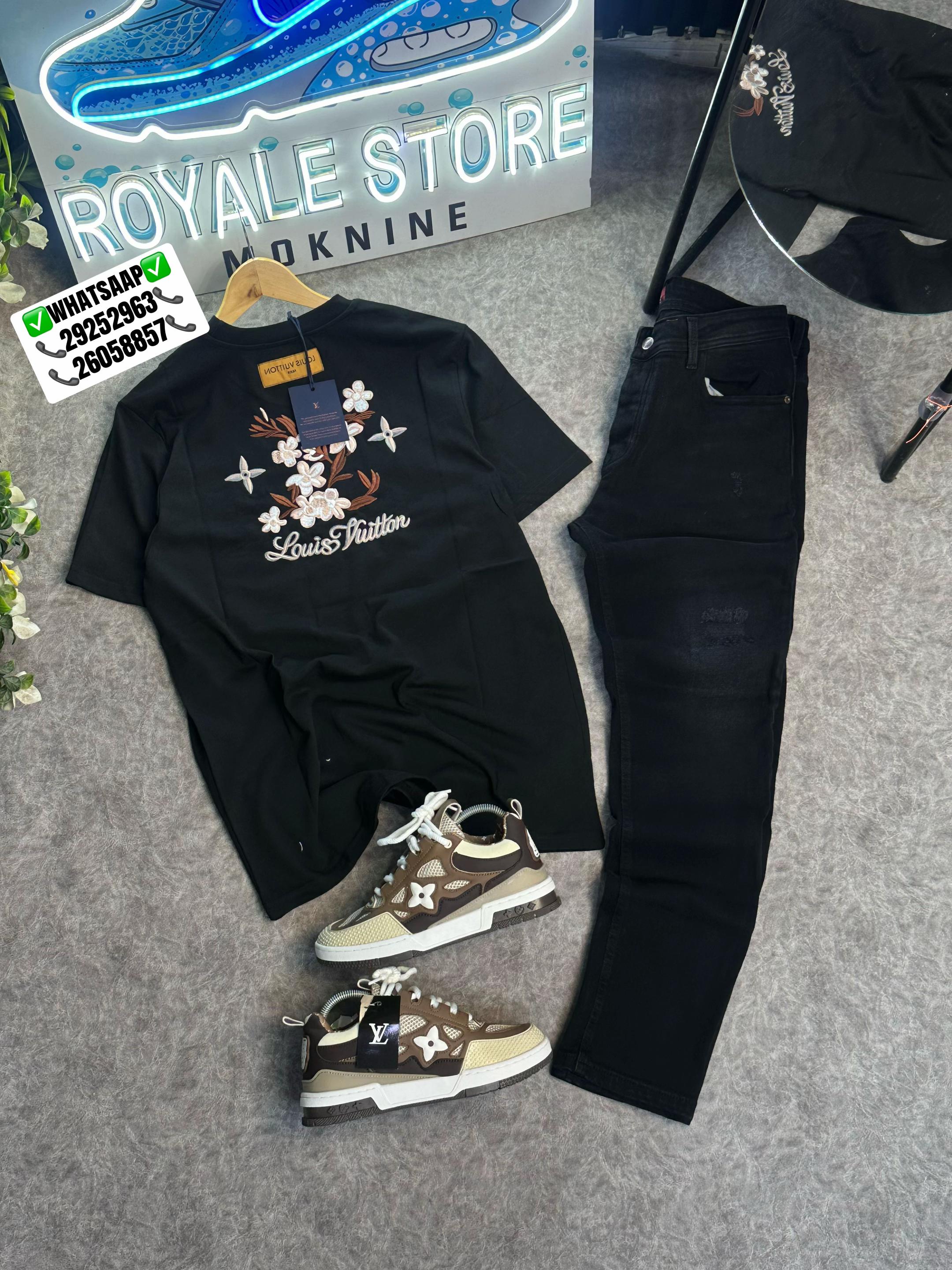 @Royale store