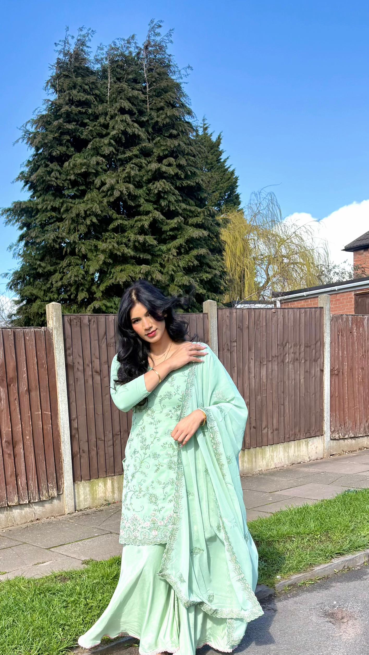 @navikaur.lifts