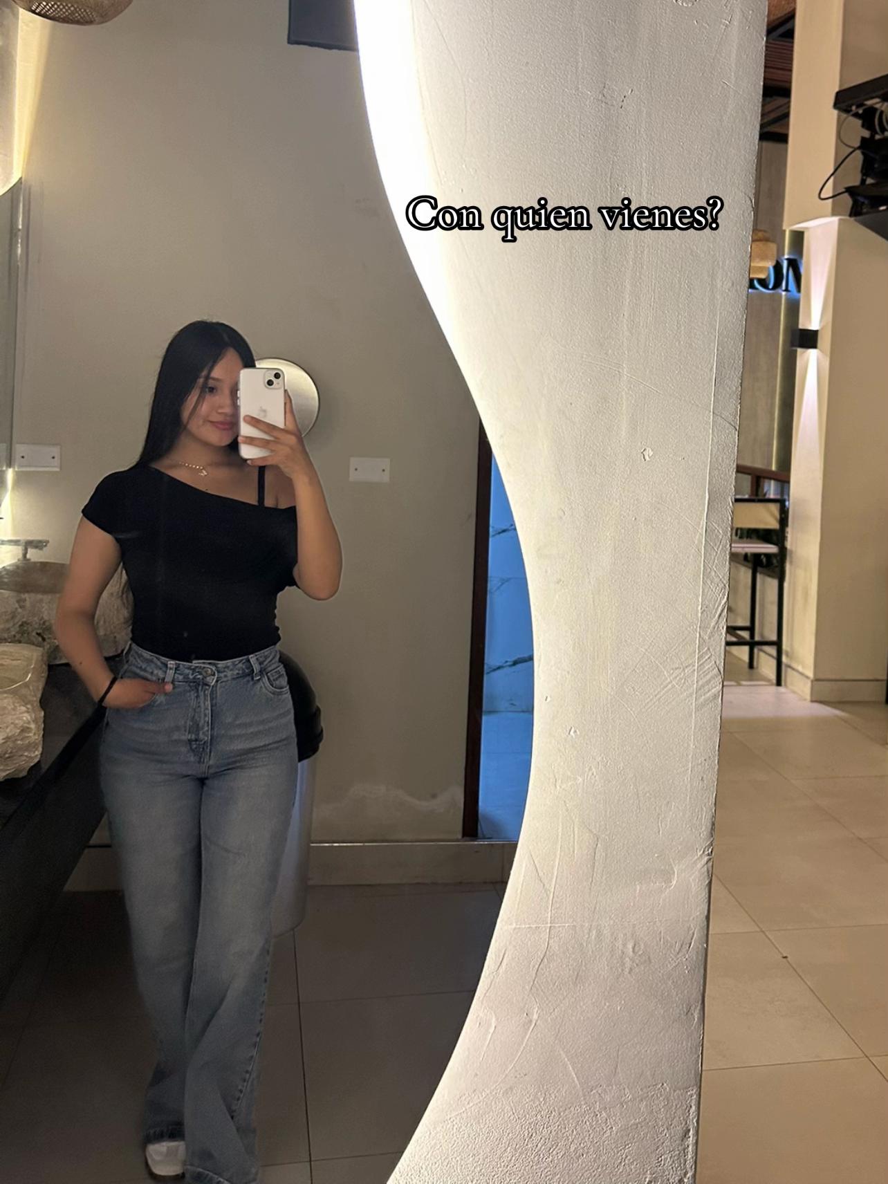 @Cristina Lucero