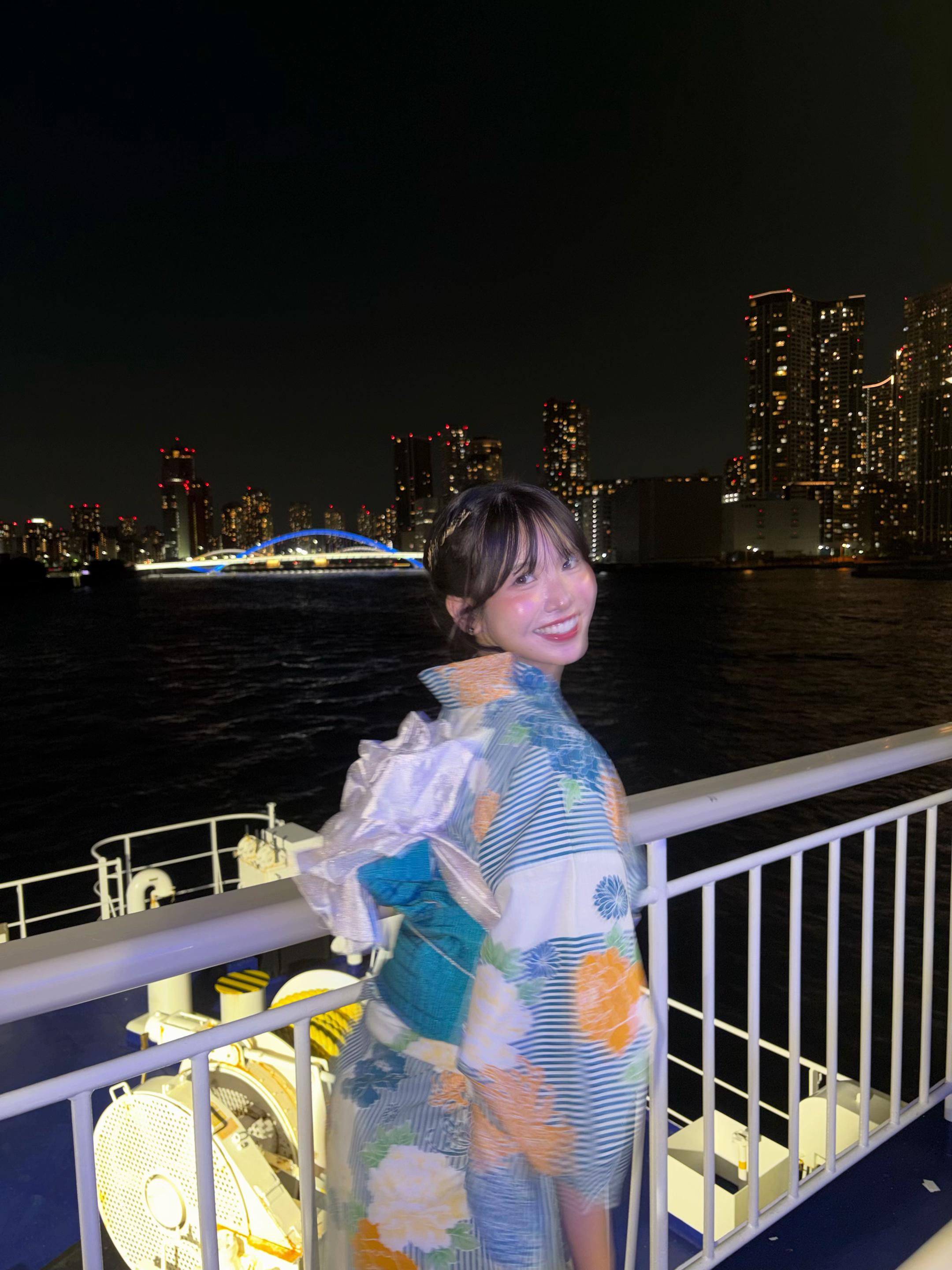 @ひとみやで