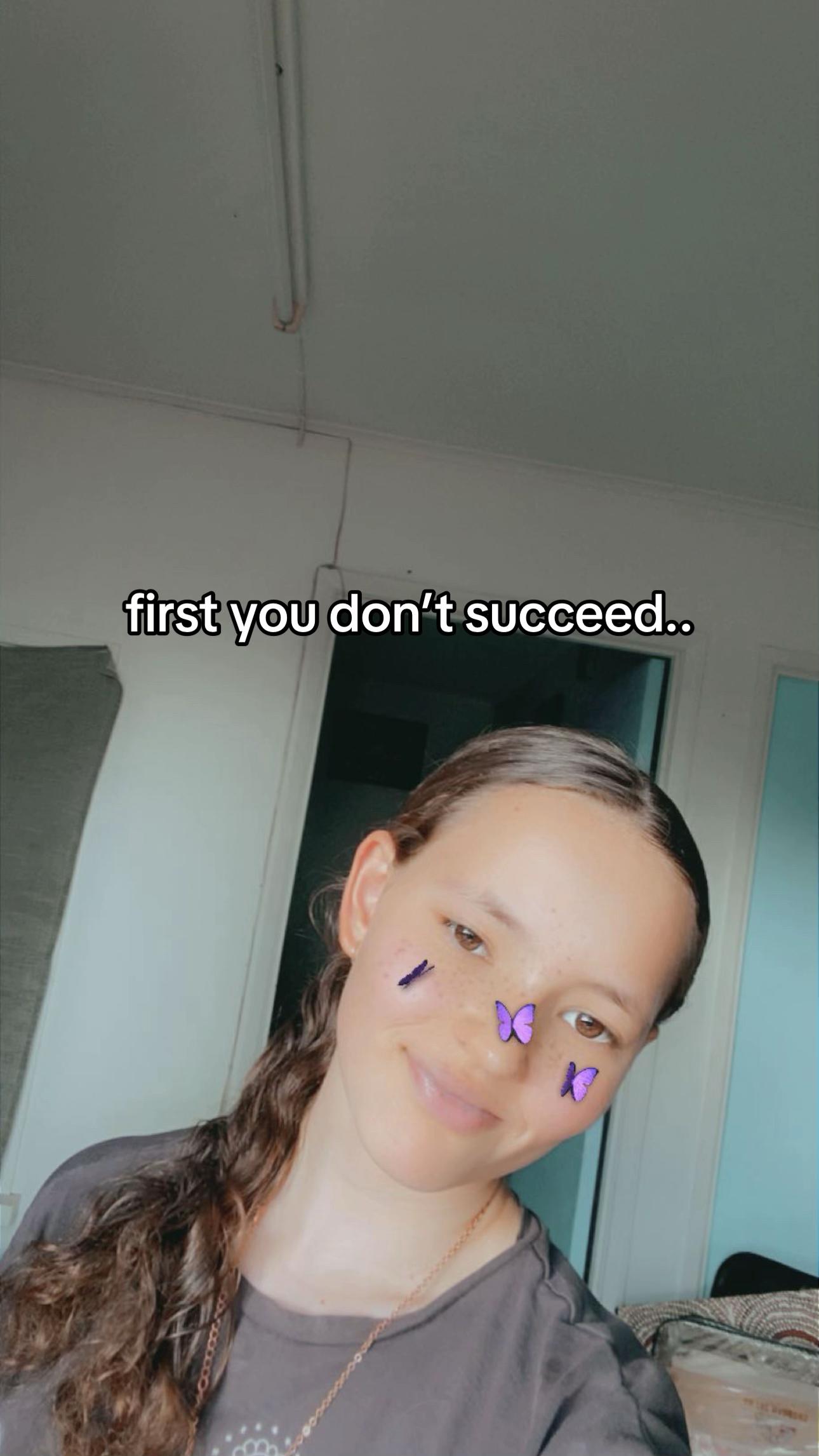 @️