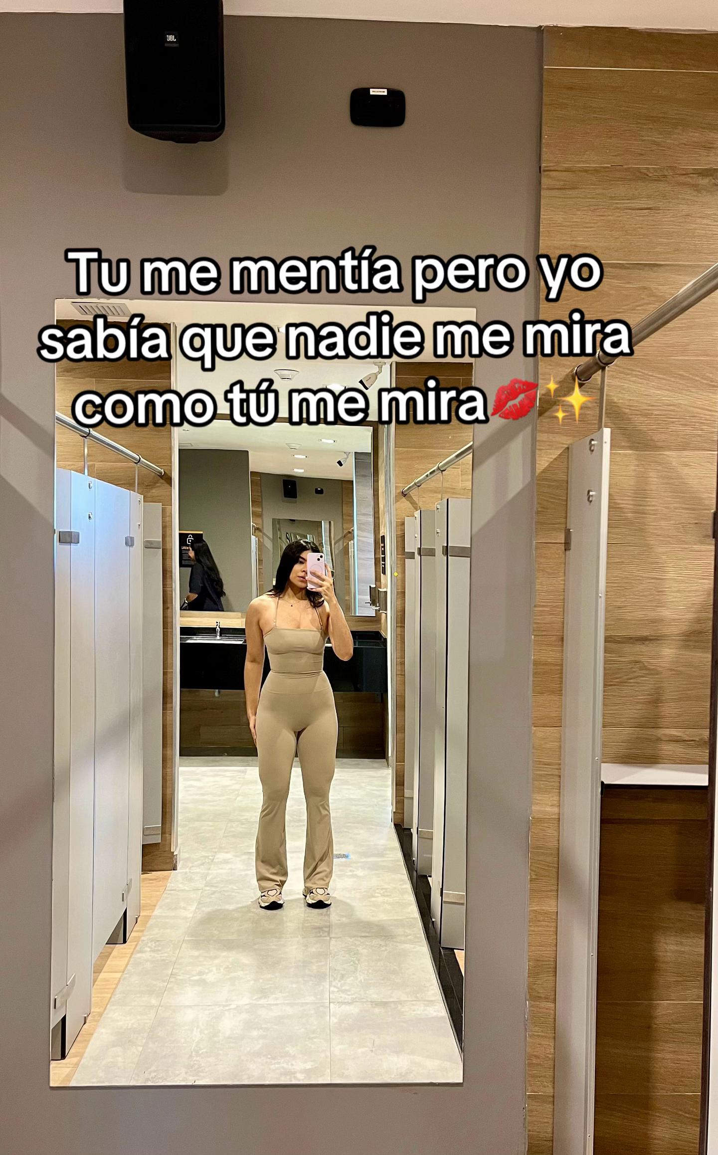 @Majo Gonz&aacute;lez 🦋🖤