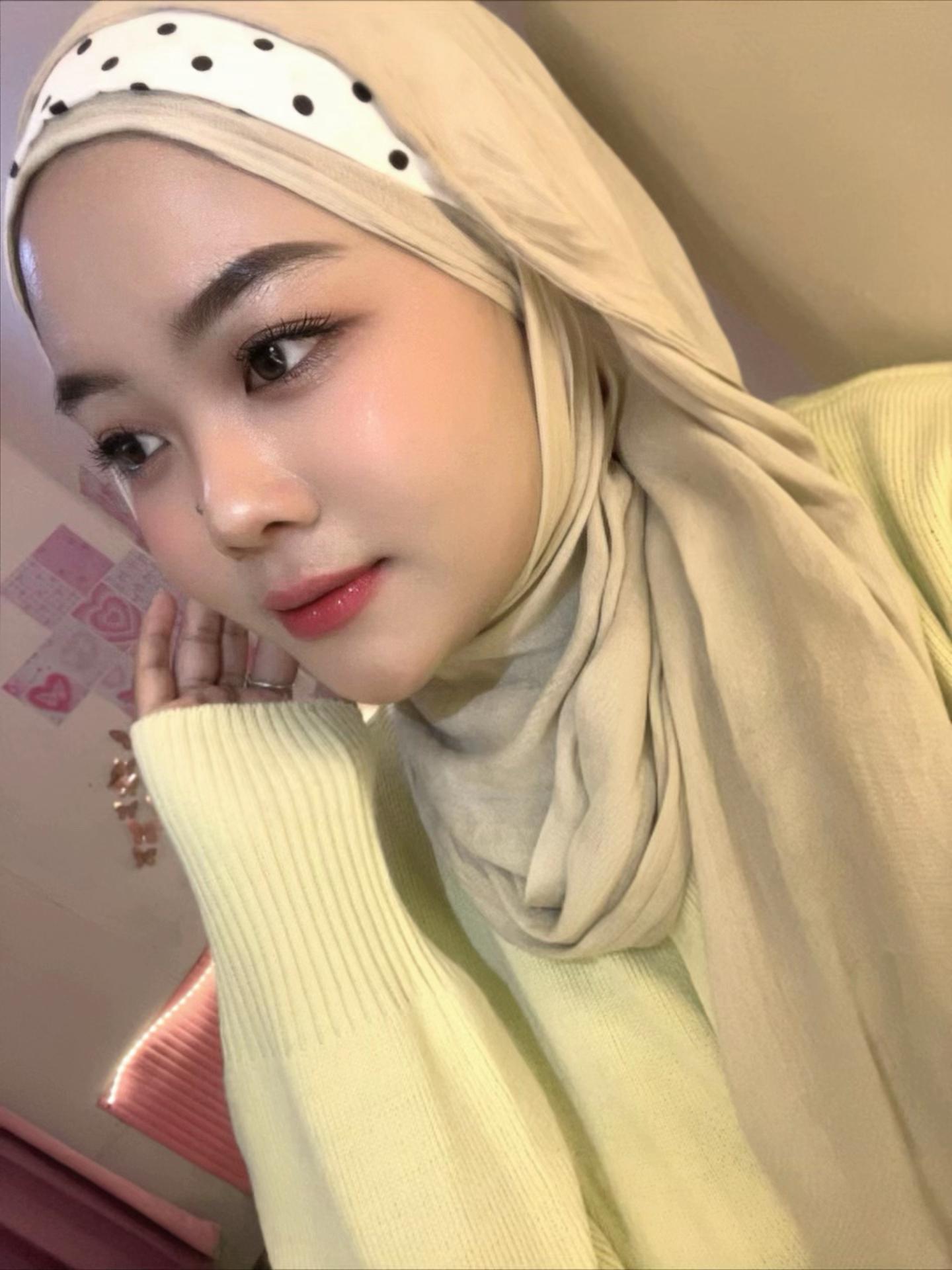 @Hrartnsri25