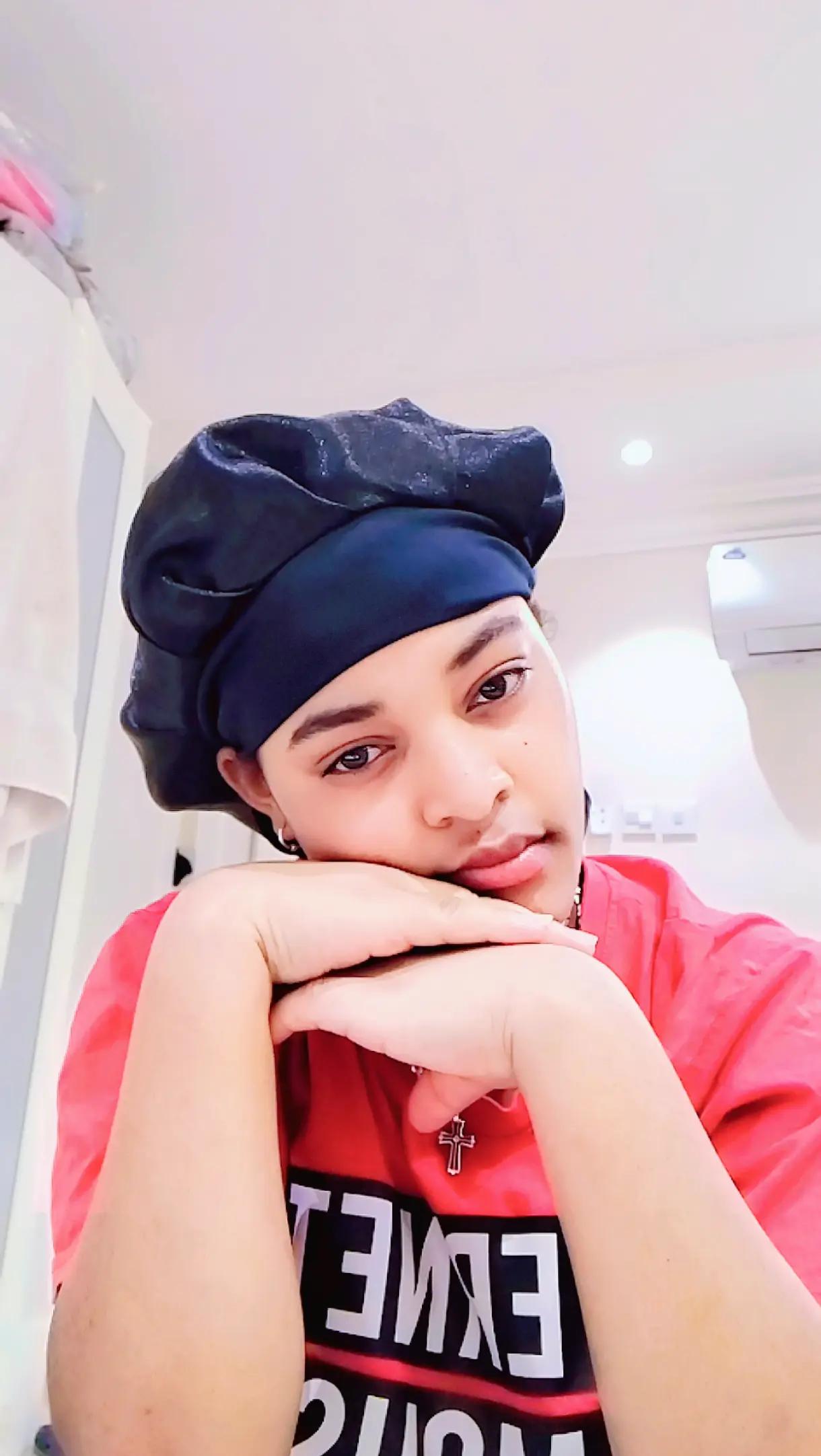 @Ťšïğïï strong women💪