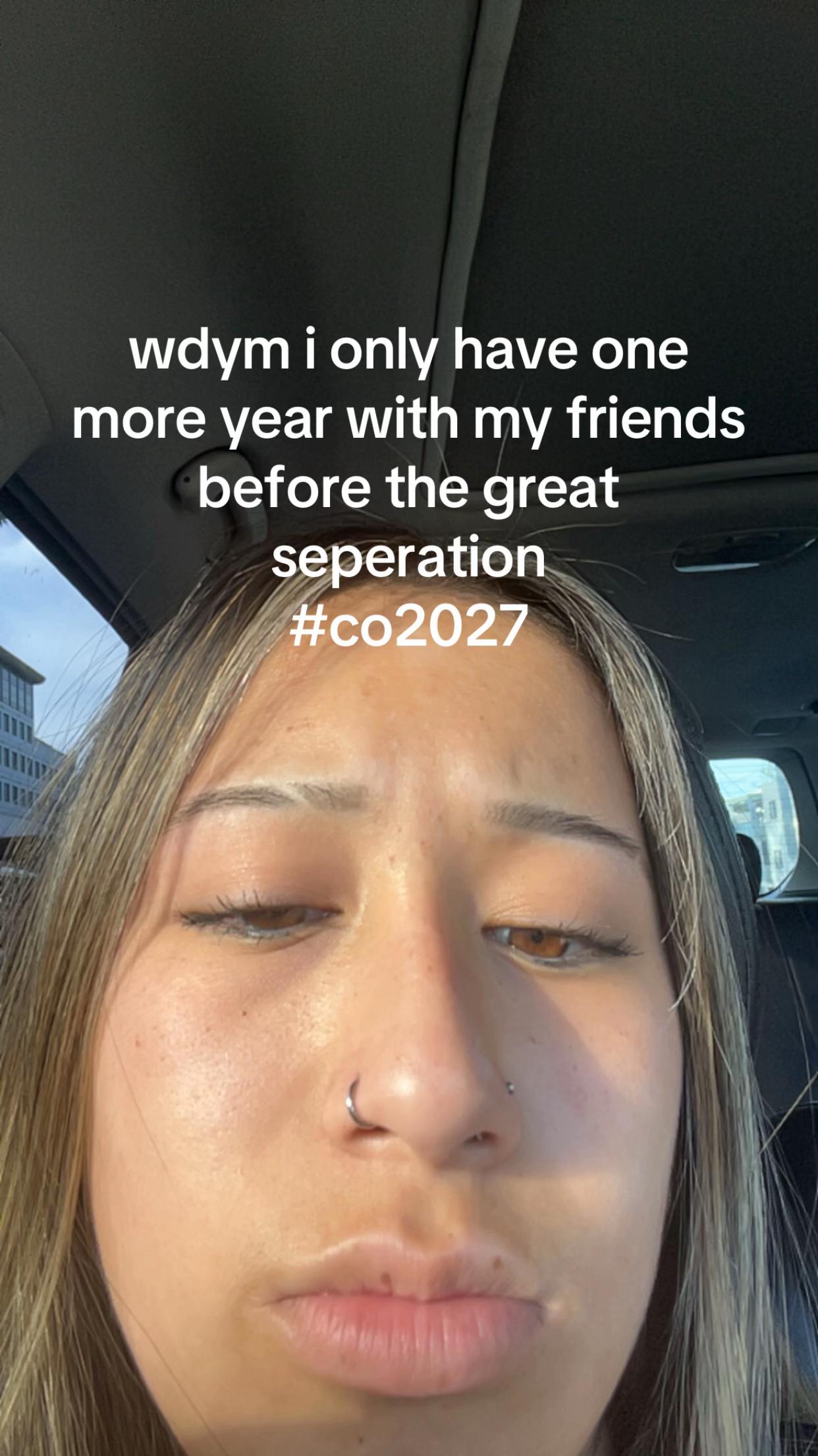 @𝖈